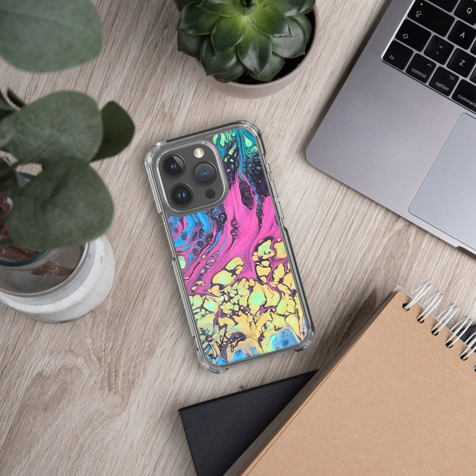clear-case-for-iphone-iphone-15-pro-lifestyle-4-662c31eb54398.jpg