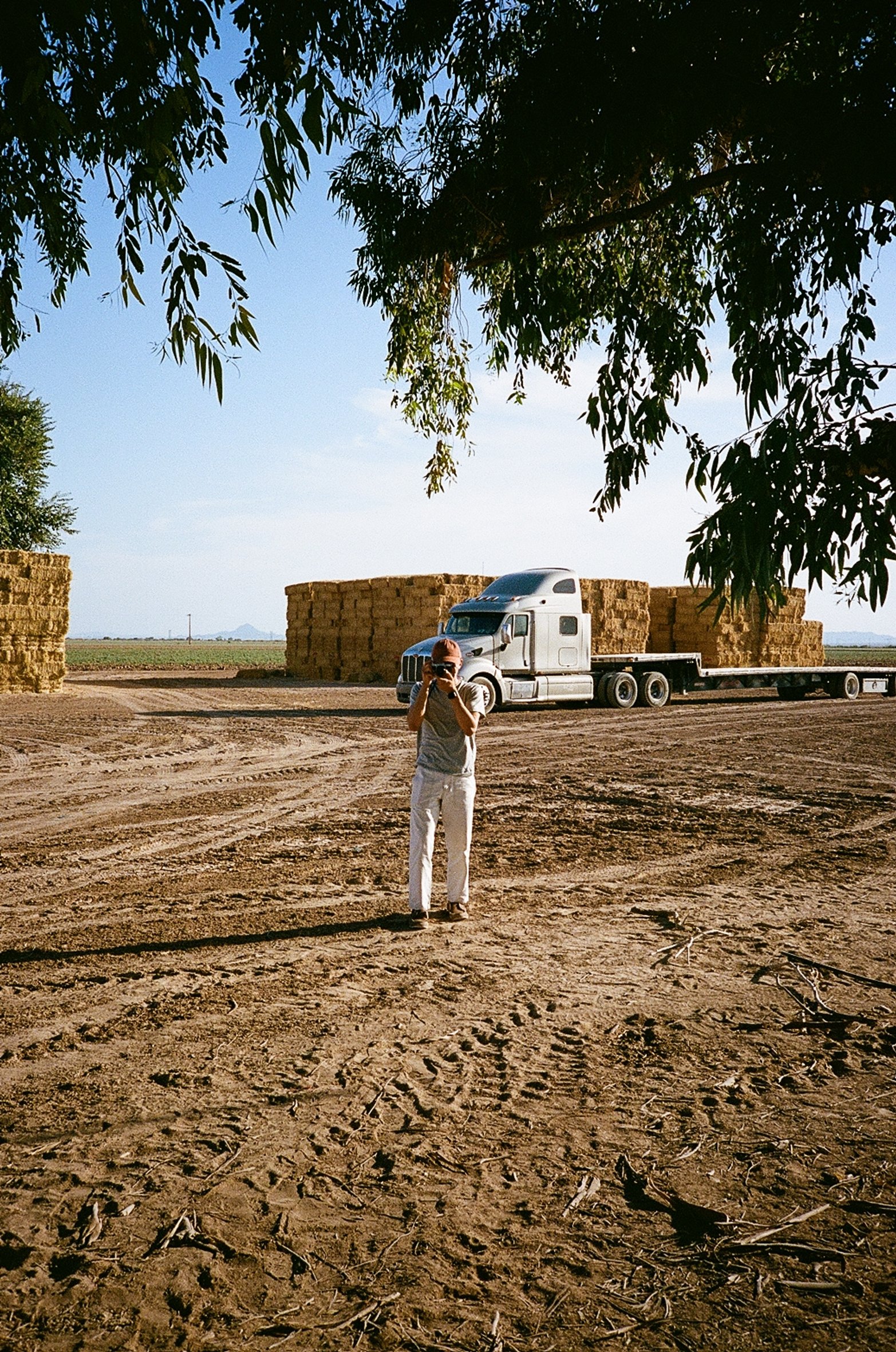 DAY 01-0033_33-03.jpg