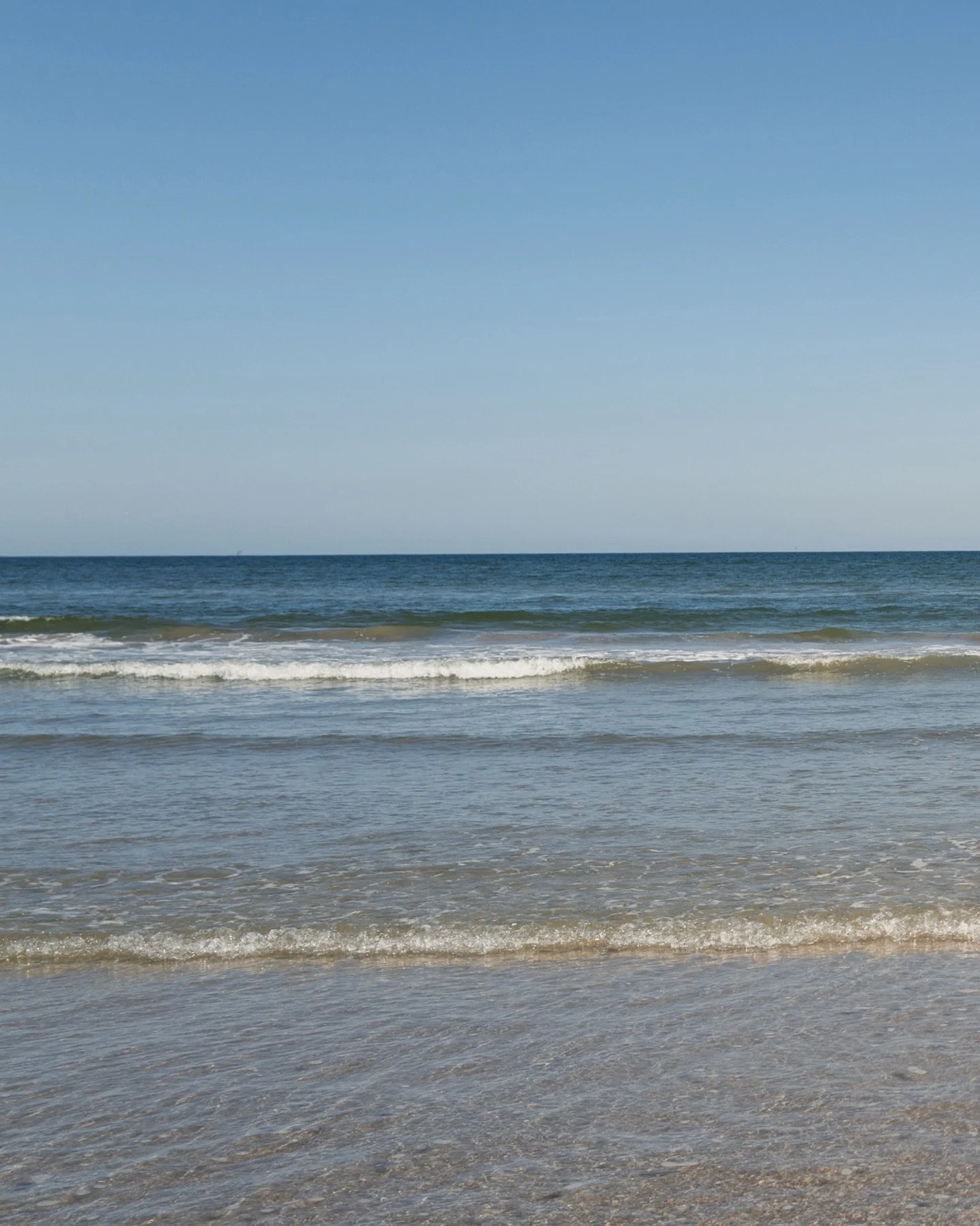 Haven&rsquo;t posted in a long while, so consider this a bit of a proof-of-life post&hellip; I think? Eh, anyway, throwing it back to a beach trip from last year. Does that even count? Maybe, maybe not. Either way, here it is.

I&rsquo;d love to say 