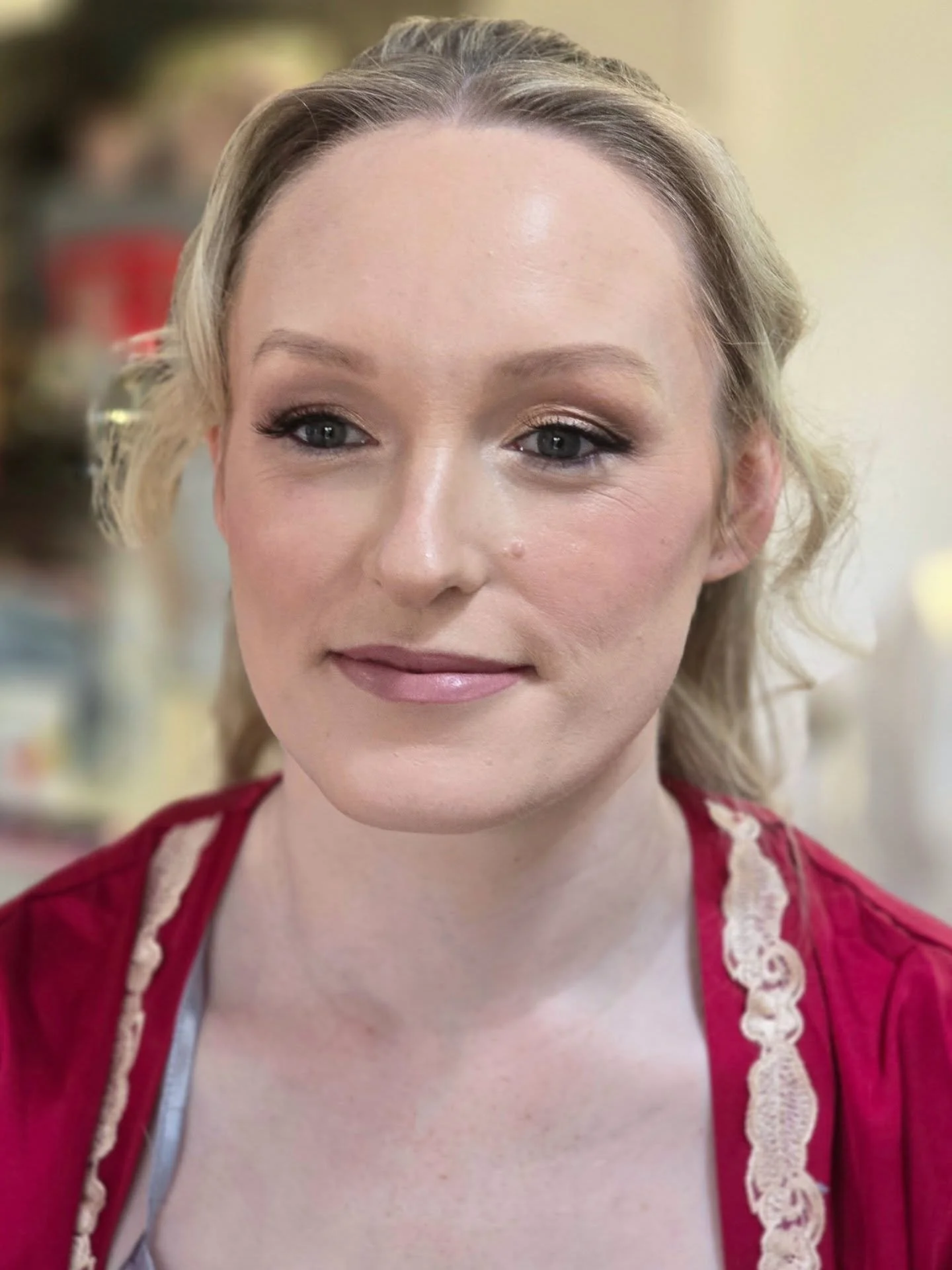 B R I D E S M A I D
.
.
I can't always control the lighting when the pics are taken, but this beauty was still shining through. ✨️
.
.
MUA | @sminka_ink 
Hair | @dreamhairbybritt 
.
.
#camdenmakeupartist #macarthurmakeupartist #bridalmakeup #weddings