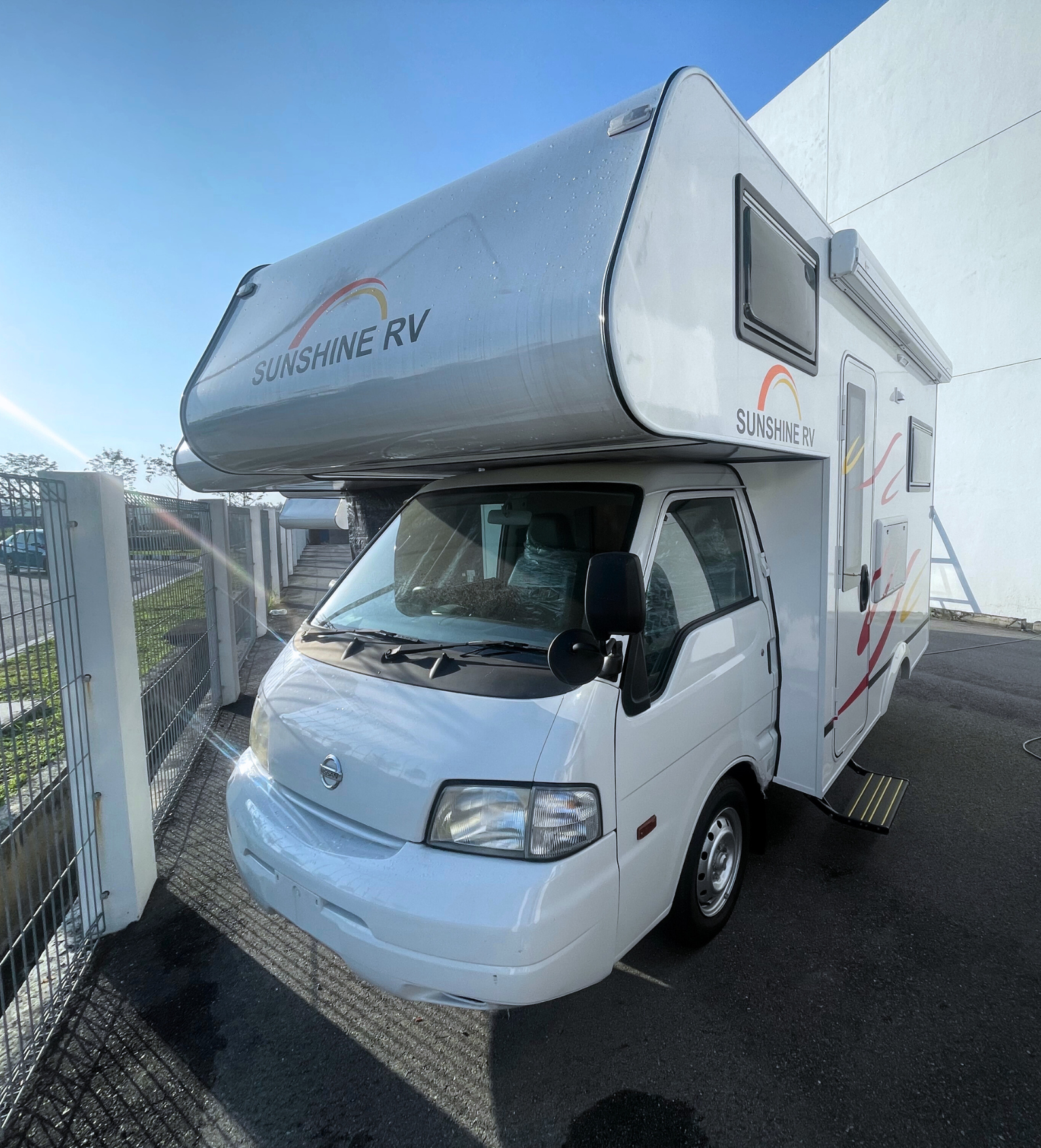 Motorhomes & Products — Sunshine RV