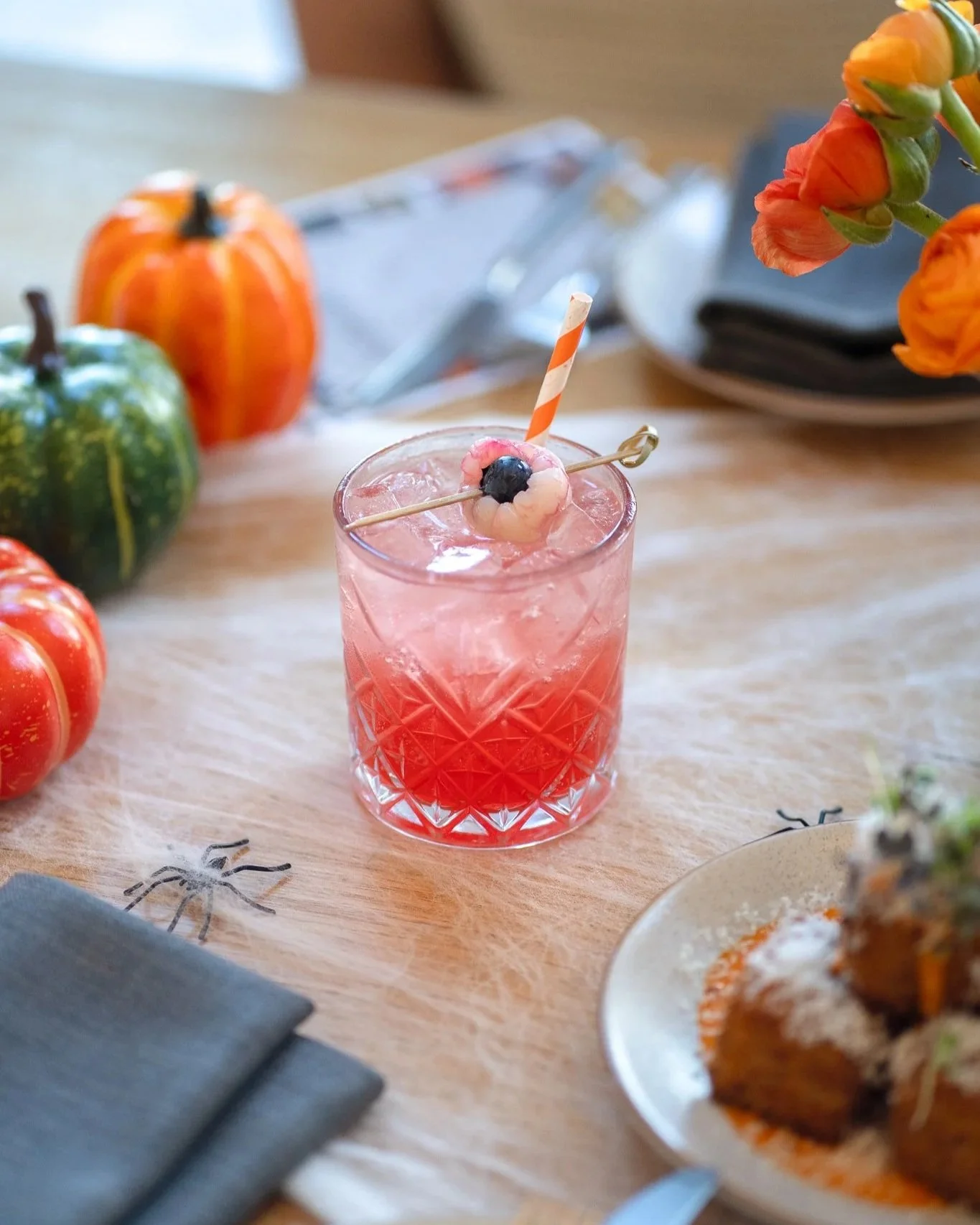 AUG_HalloweenBottomless7.jpg