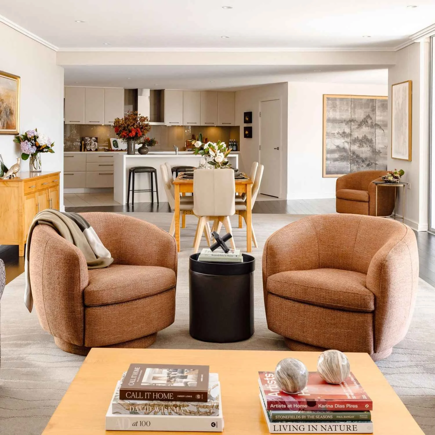 GREENWICH APARTMENT  