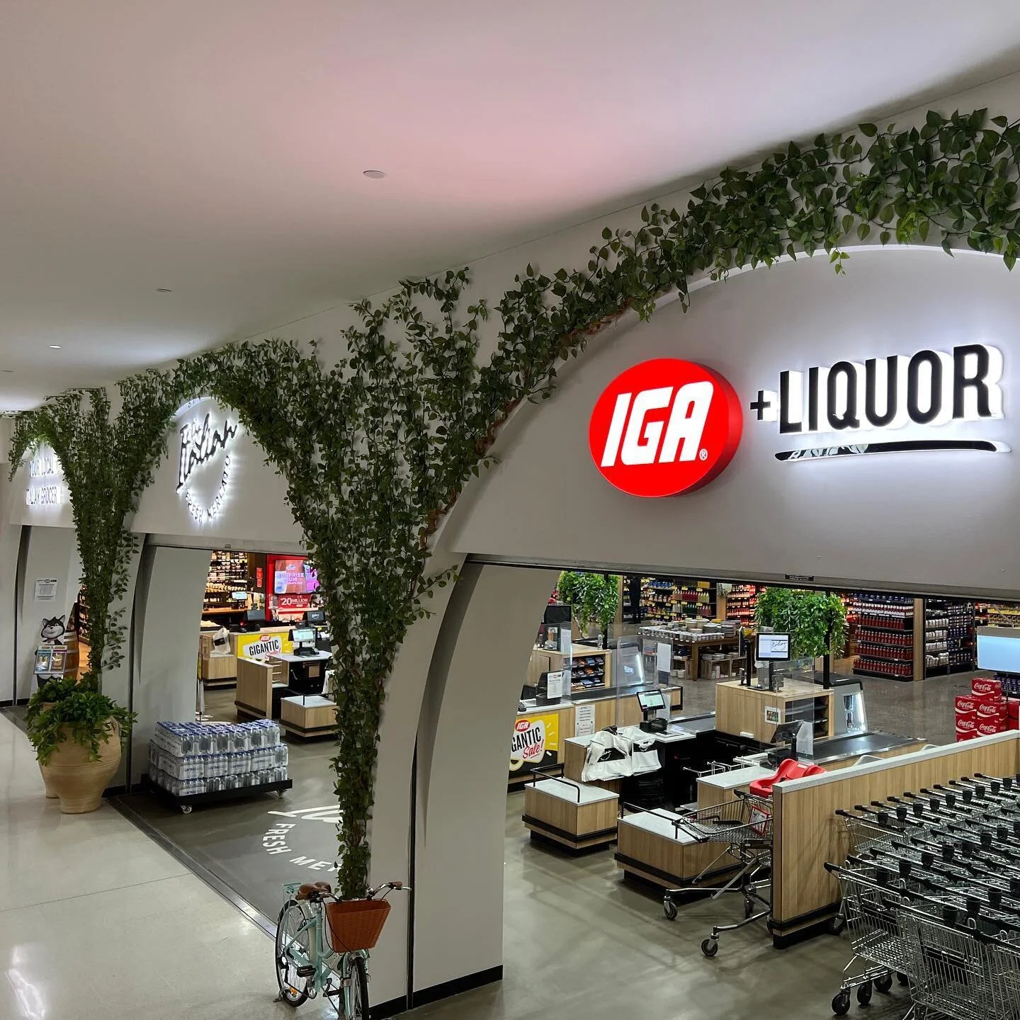 3D Illuminated letters &amp; logos for IGA Griffith.

Signage by Kaboom Projects