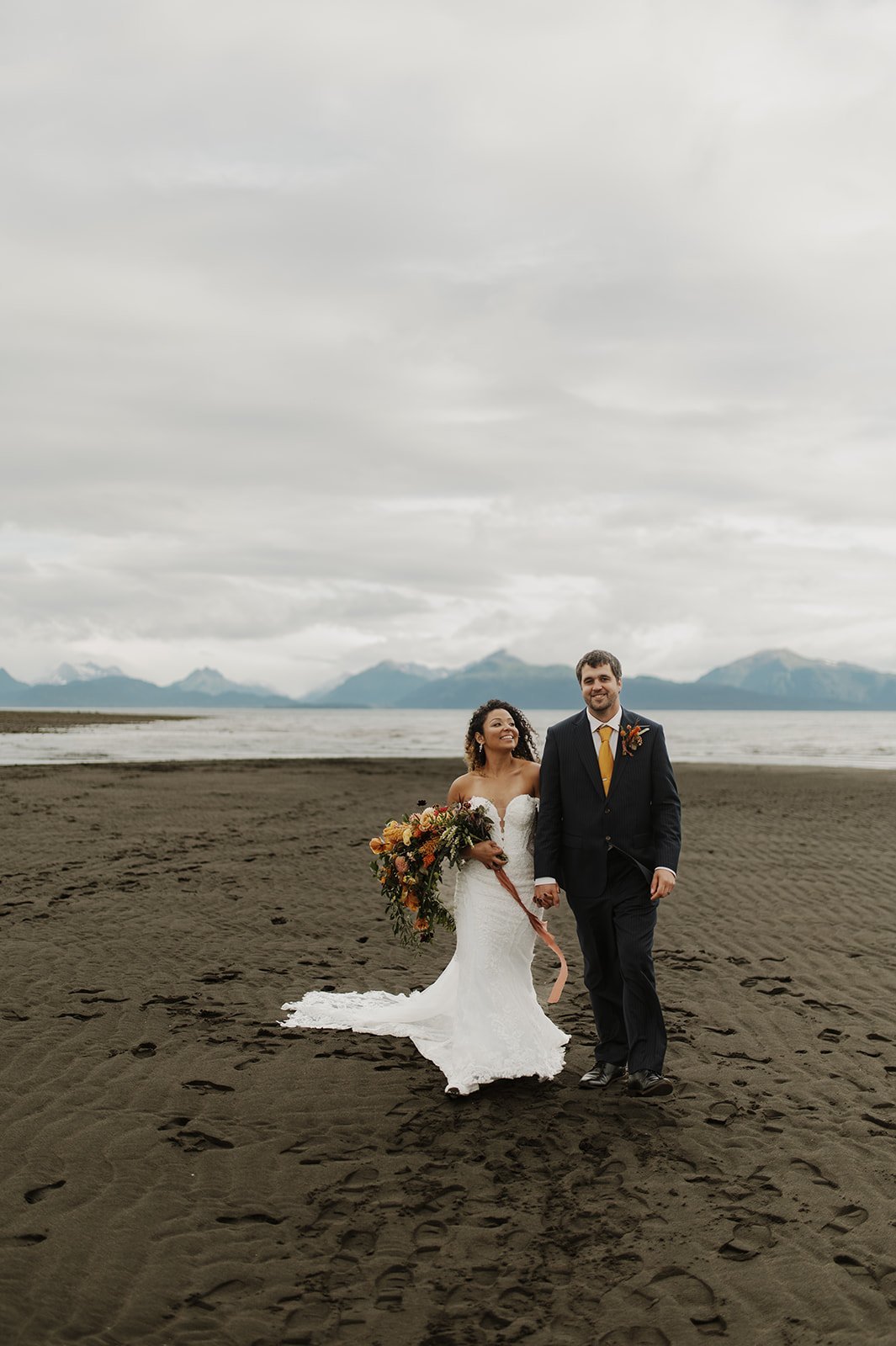 Editorial Coastal Wedding | Homer in Alaska