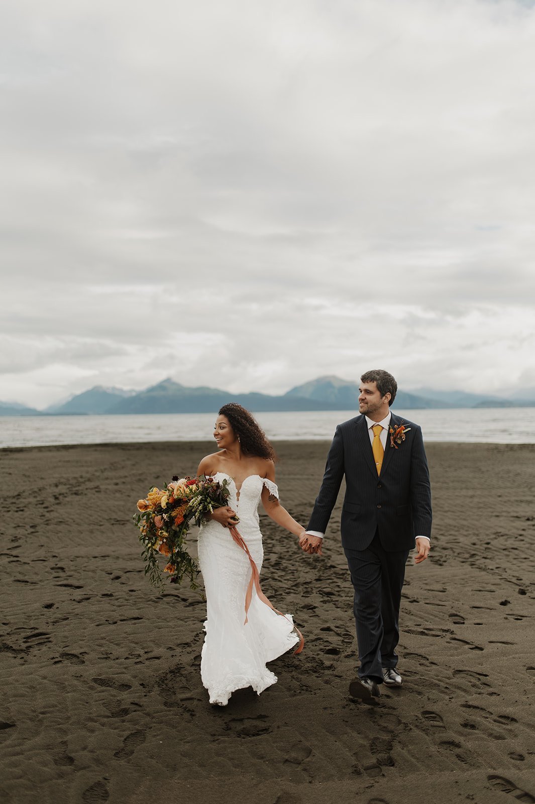 Editorial Coastal Wedding | Homer in Alaska