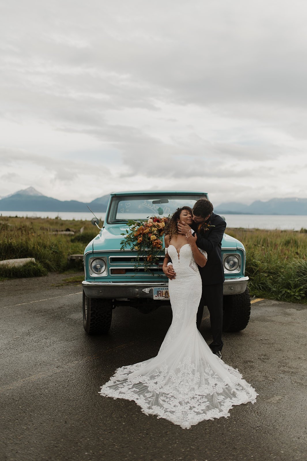 Editorial Coastal Wedding | Homer in Alaska