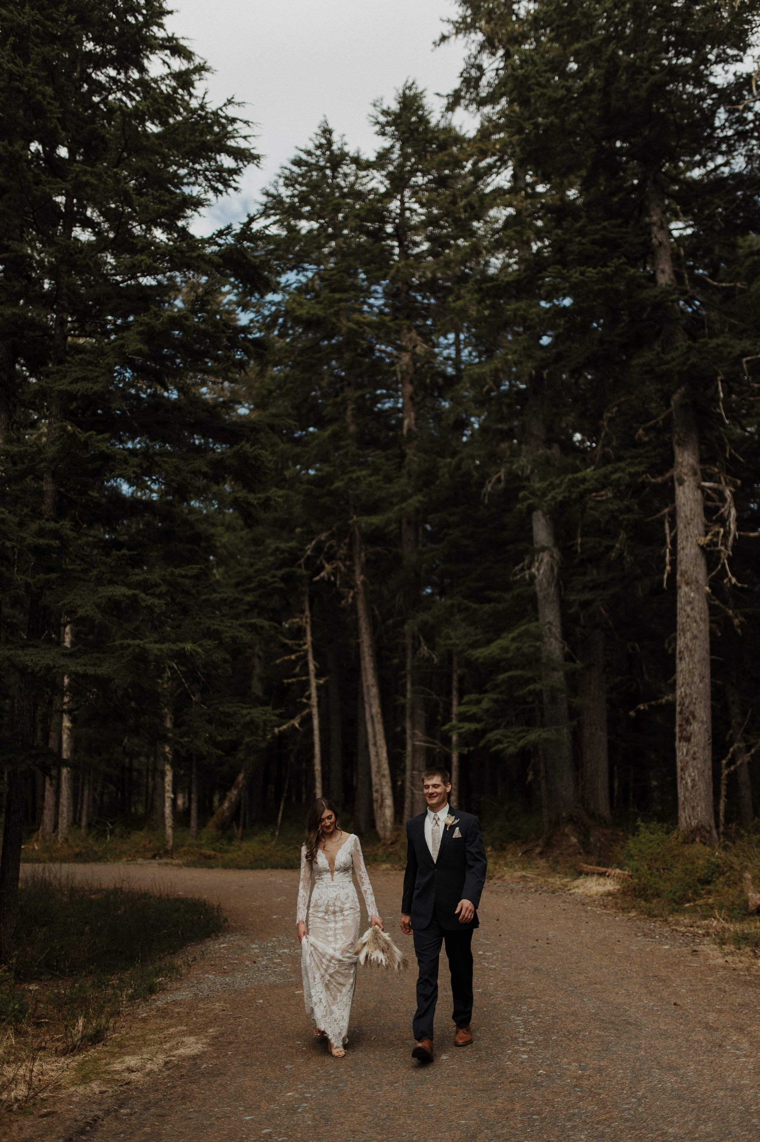 MOUNTAIN WEDDING IN THE SUMMER | GIRDWOOD, ALASKA