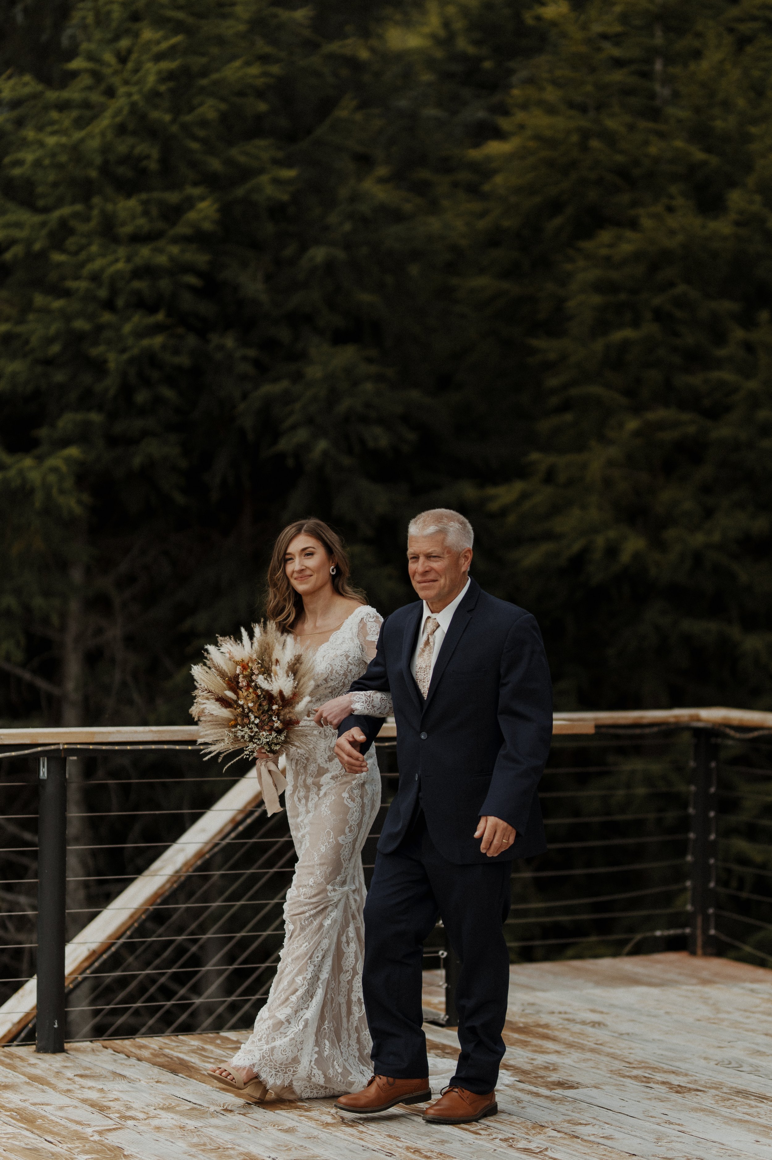 MOUNTAIN WEDDING IN THE SUMMER | GIRDWOOD, ALASKA