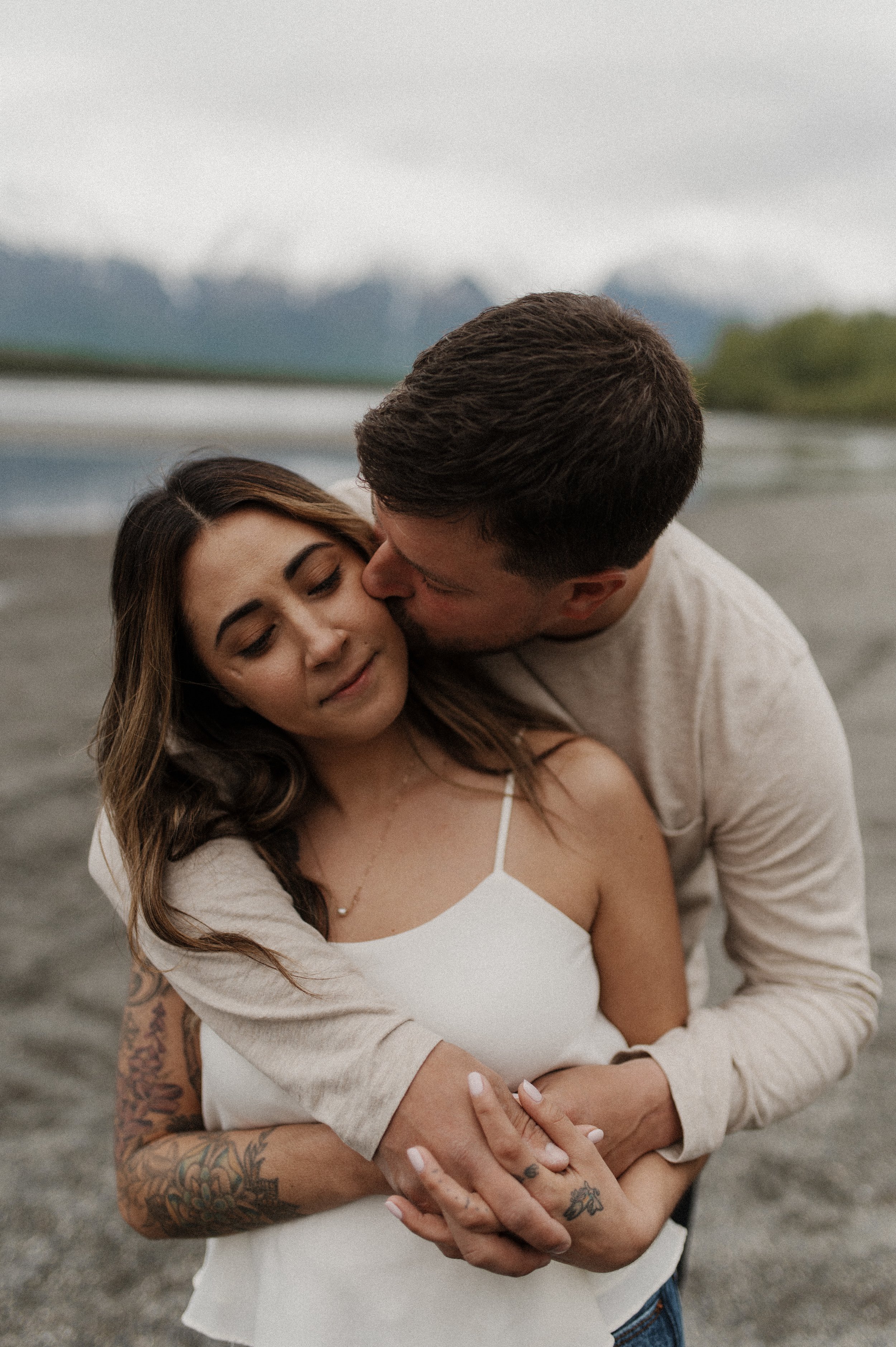 BEACH ENGAGEMENT SESSION | PALMER ALASKA ENGAGEMENT PHOTOGRAPHER