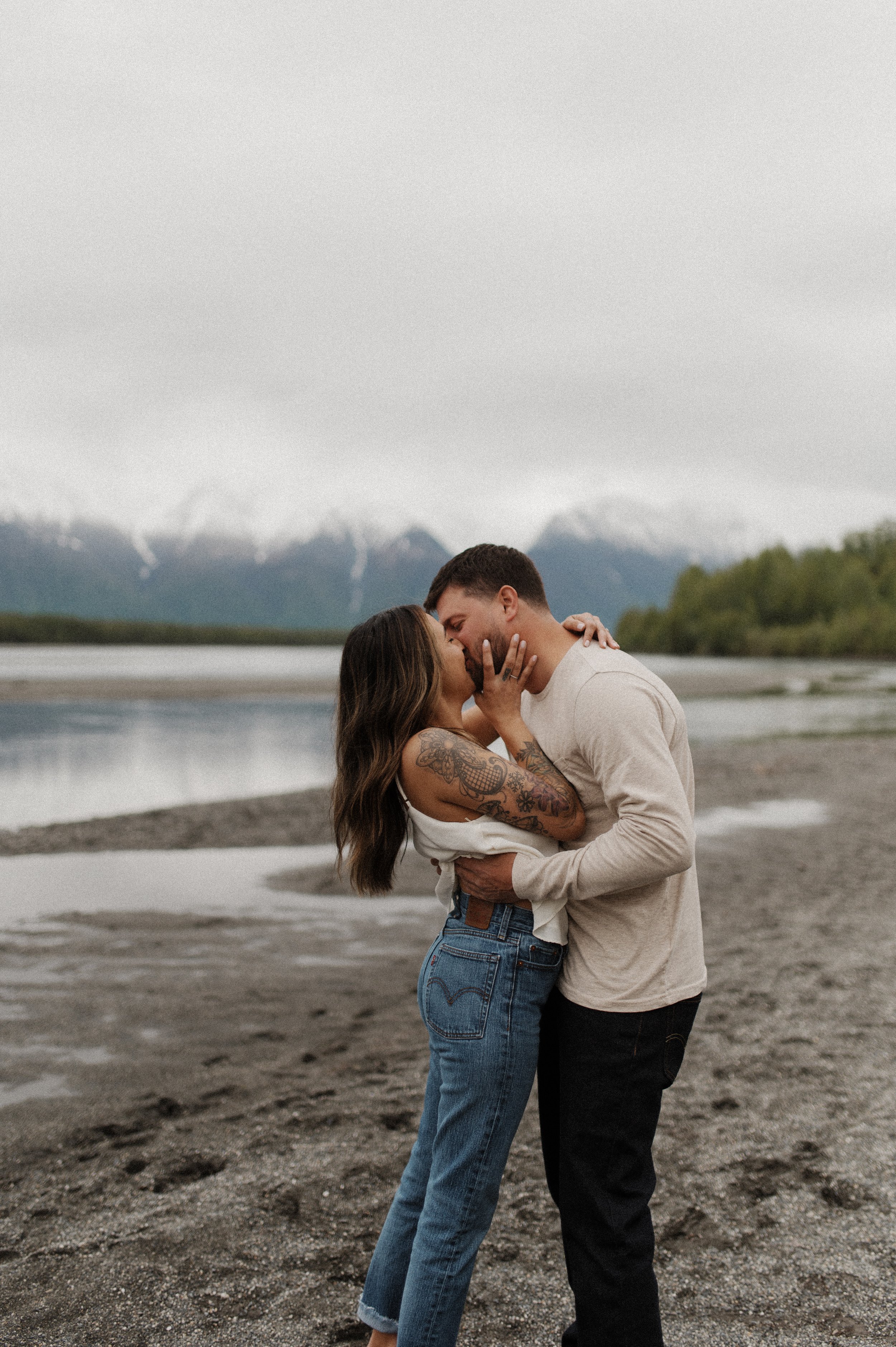 BEACH ENGAGEMENT SESSION | PALMER ALASKA ENGAGEMENT PHOTOGRAPHER