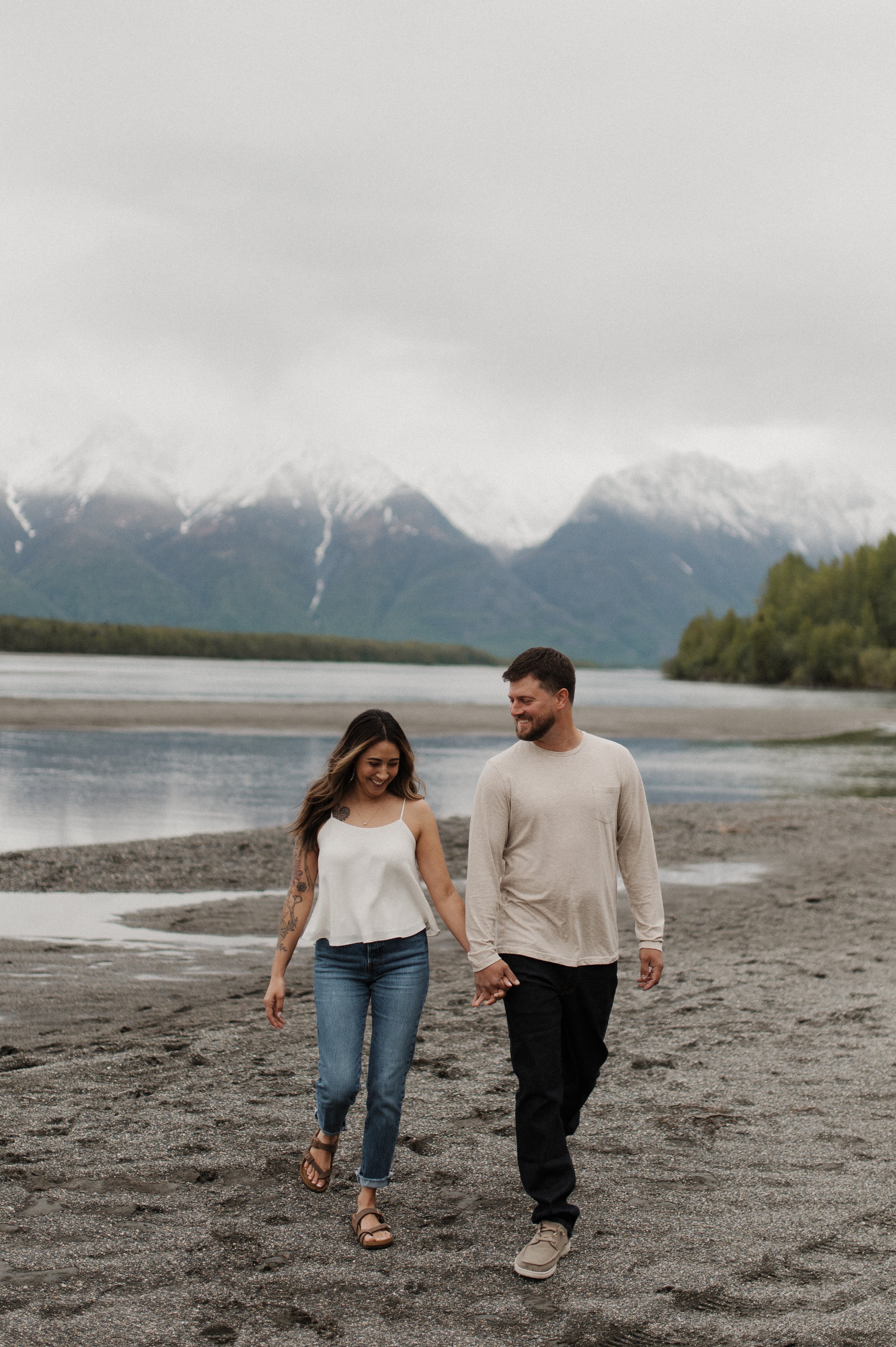 BEACH ENGAGEMENT SESSION | PALMER ALASKA ENGAGEMENT PHOTOGRAPHER