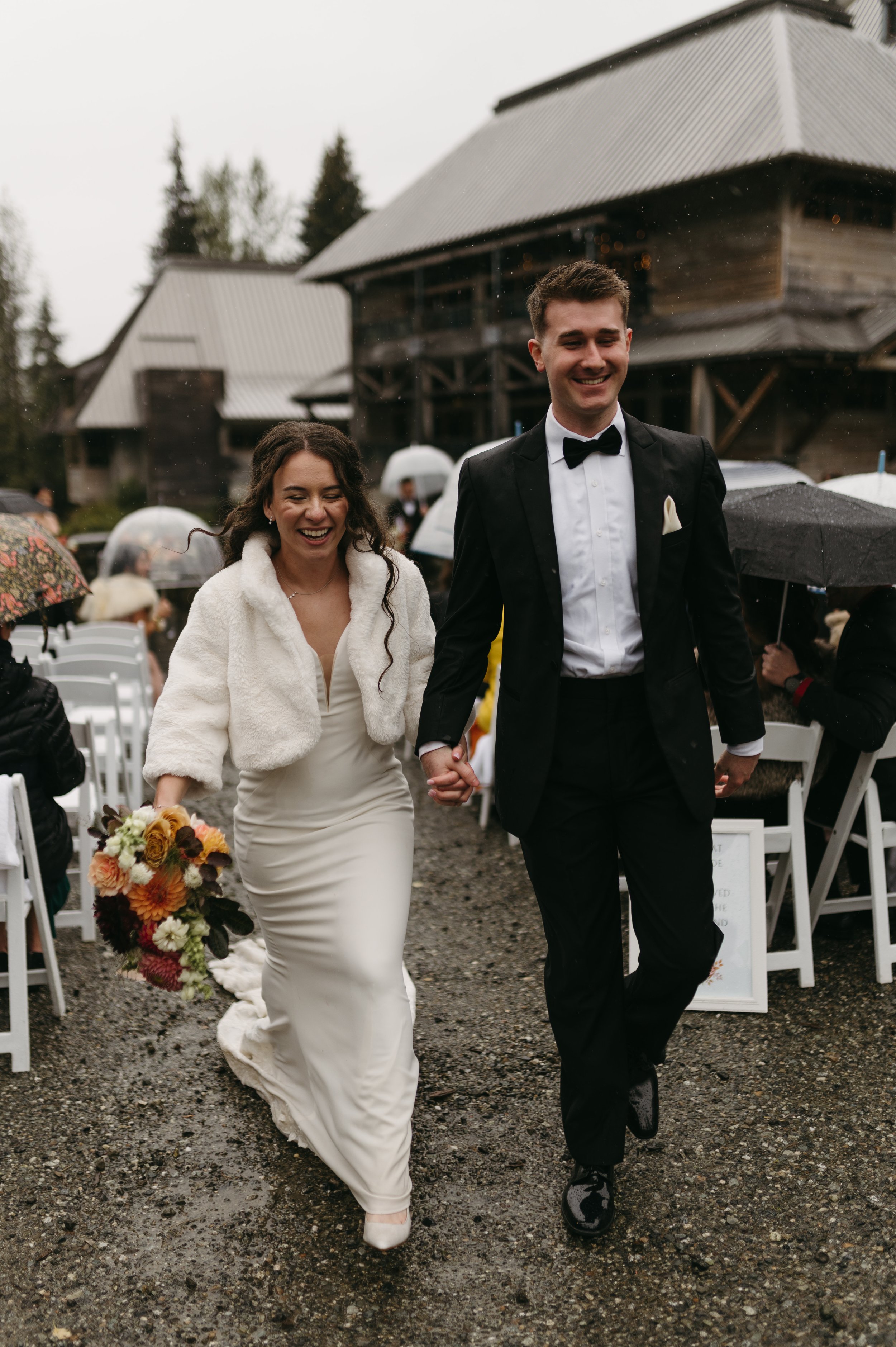 ELEGANT RAINY WEDDING IN THE MOUNTAINS OF GIRDWOOD, ALASKA