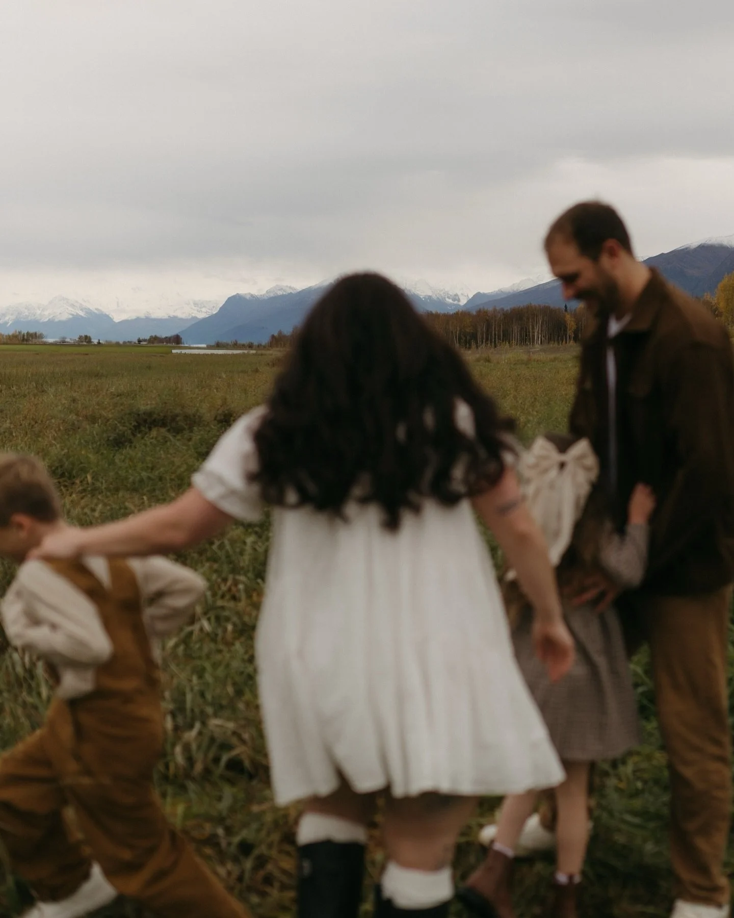 The Heaths 🤍

no perfect poses, no quiet hands. Just wild laughter, open arms, and the kind of love you feel more than you see. 

my favorite kind of family photos to capture.