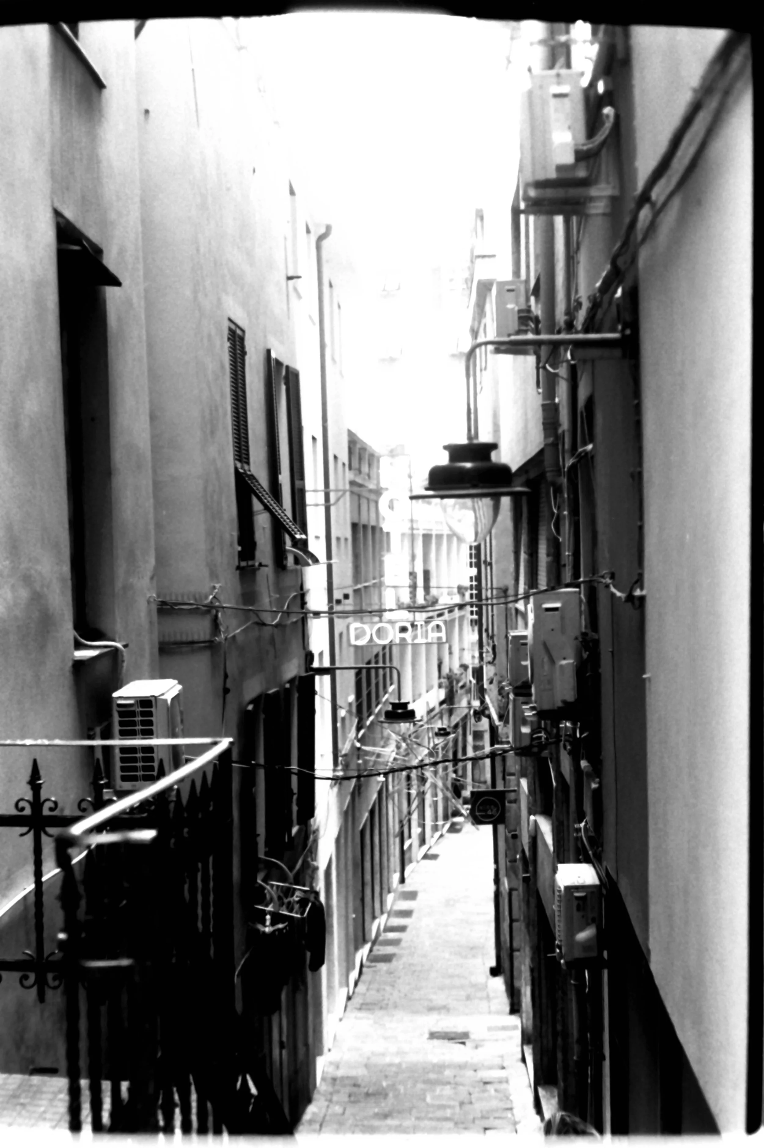 genova vicolo scritta_1122.JPG