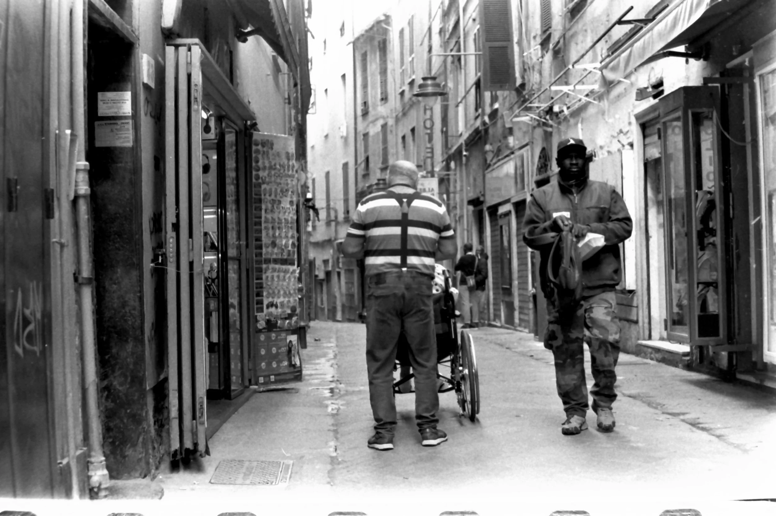 genova 1 maggio and around_7385.JPG