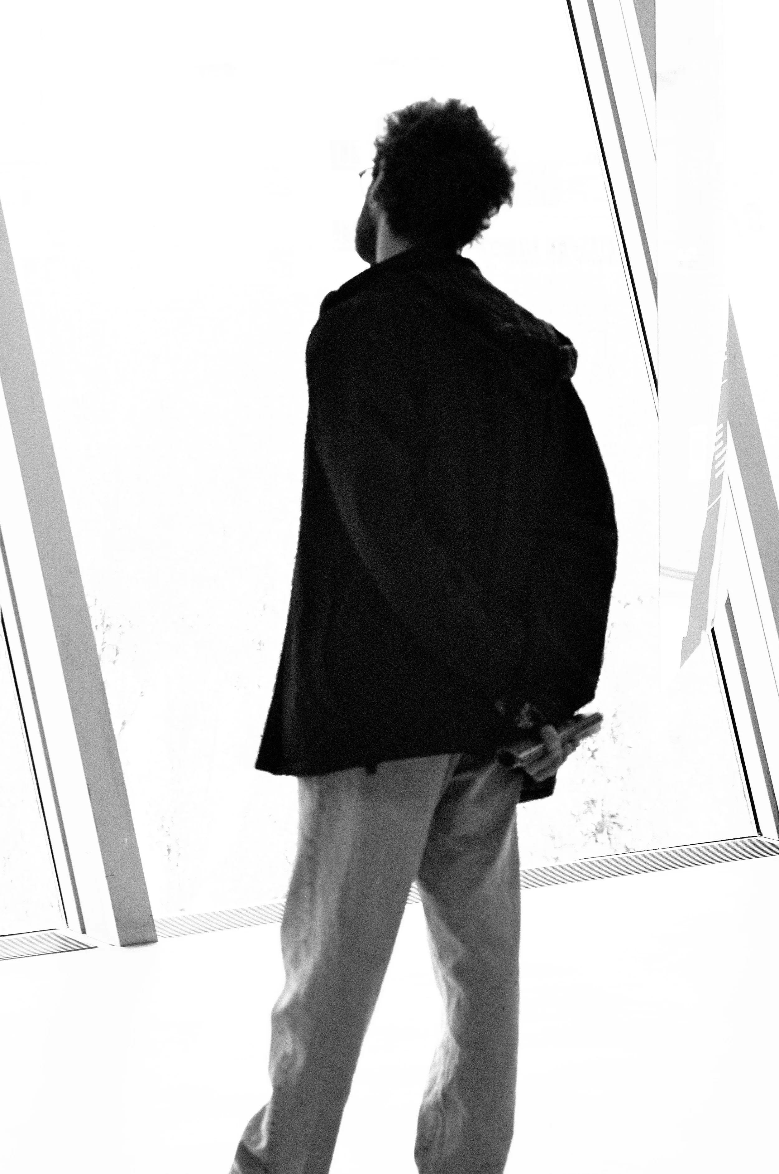 uomo sul bianco2_1793.JPG