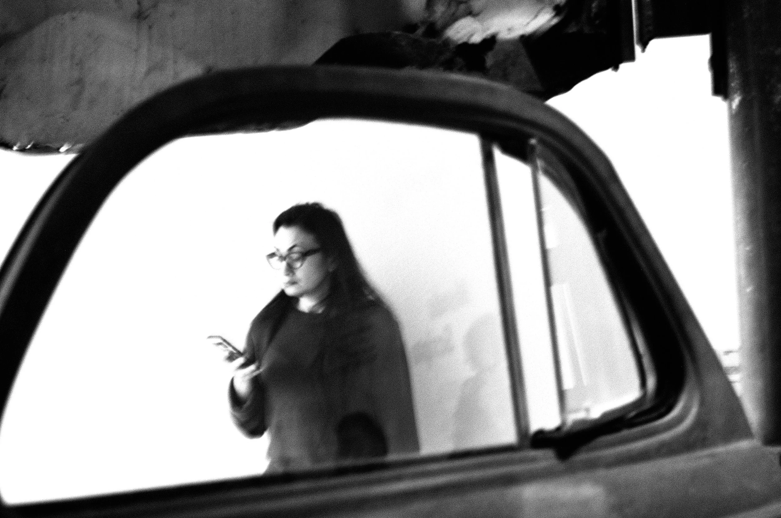 ragazza finestrino3_1811.JPG