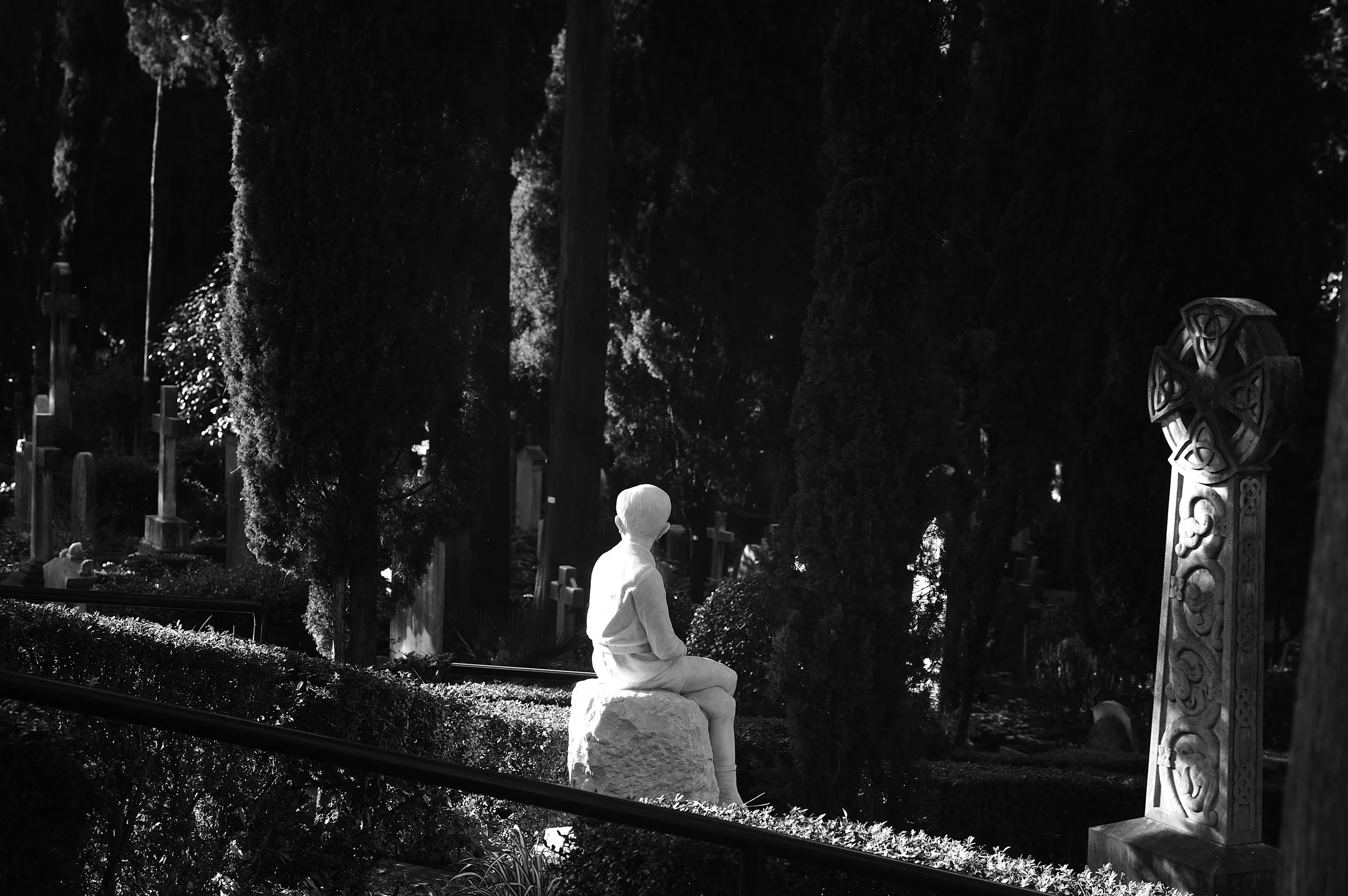 acattolico statua bambino_2112.JPG