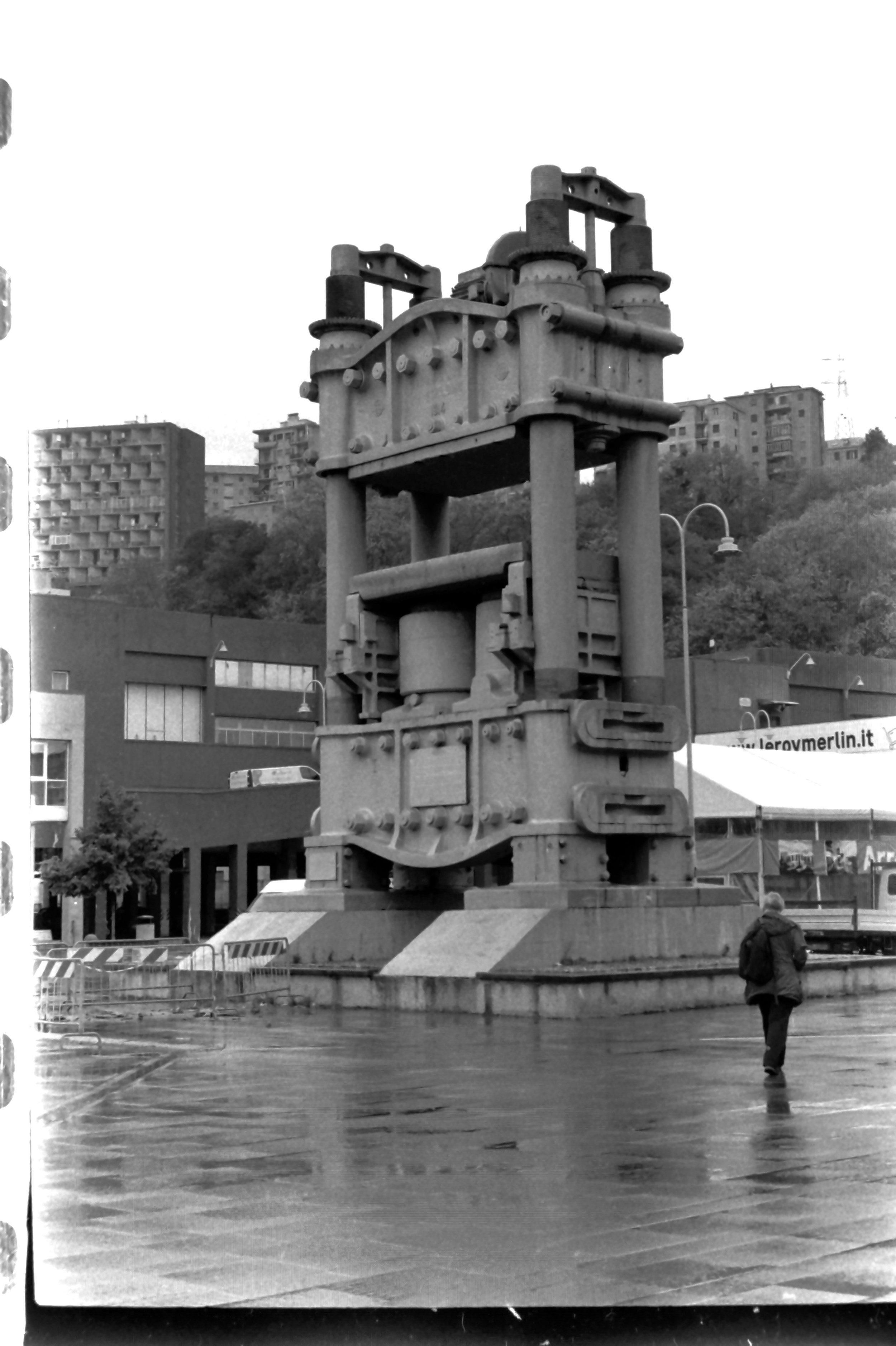 genova 1 maggio and around_7413.JPG