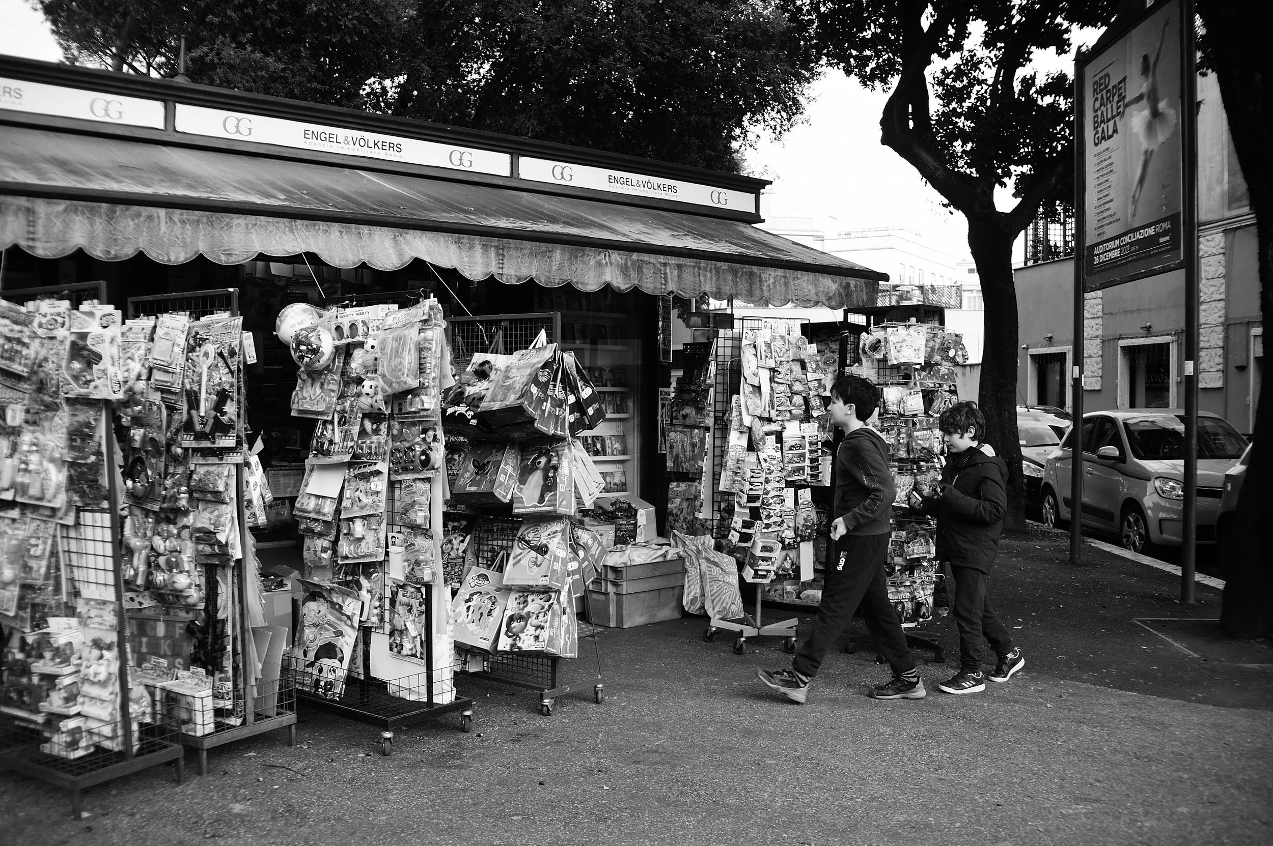 edicola adriatico_3256.JPG