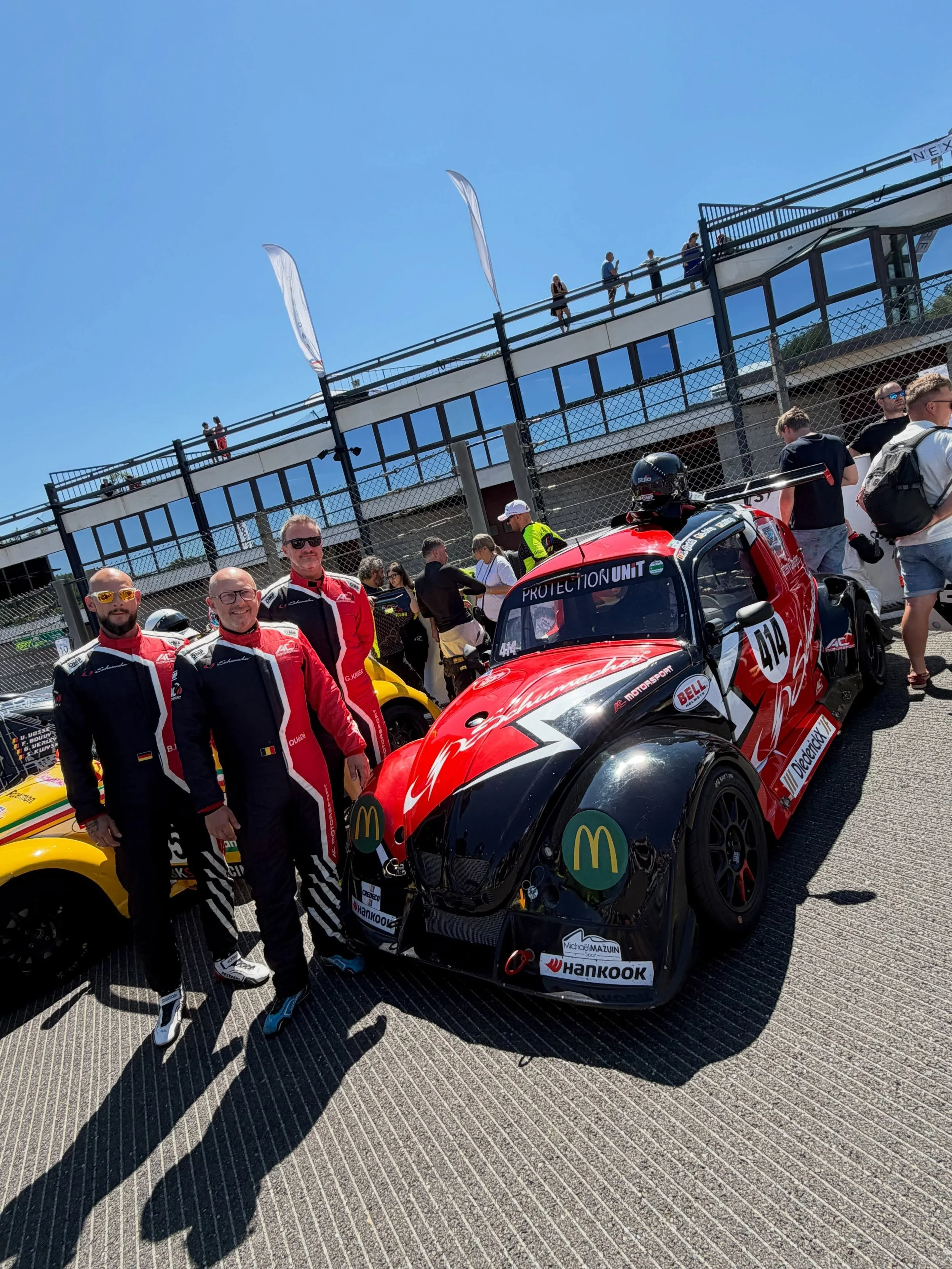 25 hours FUN CUP.
The world&rsquo;s longest race. The #414 Schumacher is ready to face the ultimate endurance challenge. Game on!