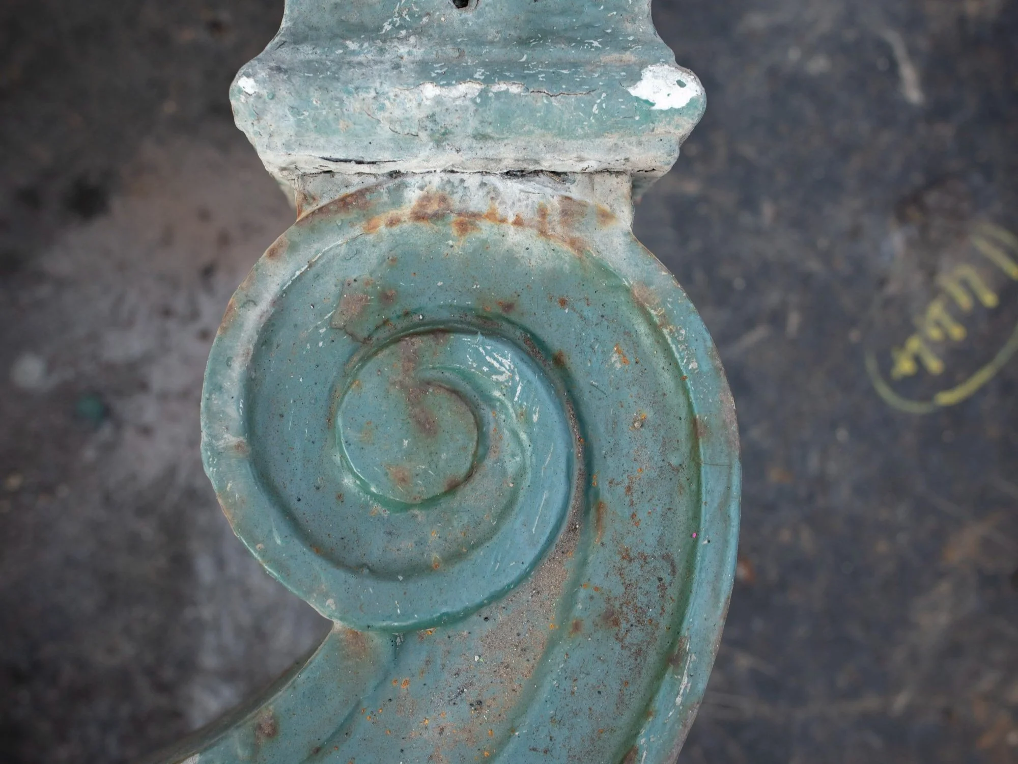 A close up a lantern arm which features on the bridge's street lighting columns. Most of these will be restored throughout the project.
