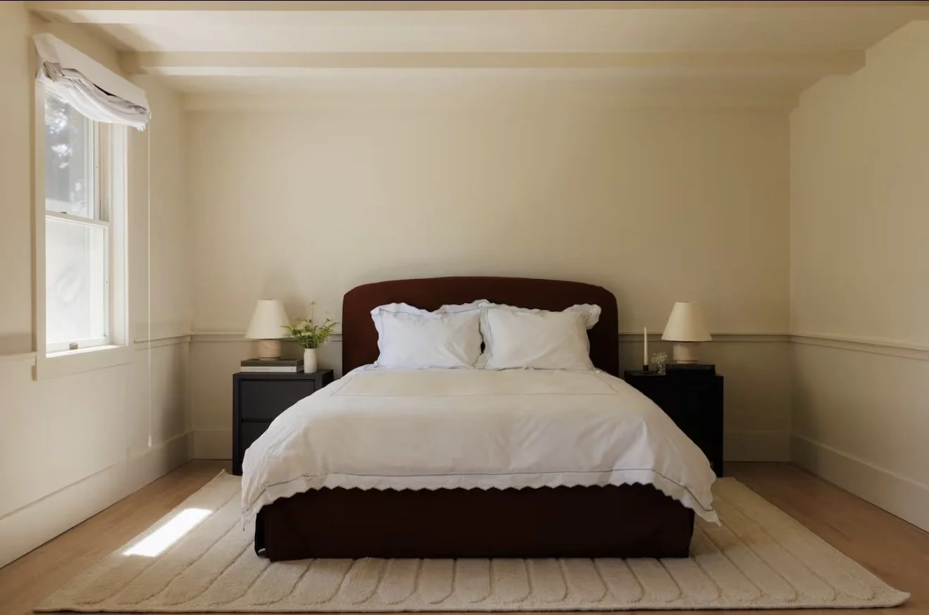 Bedroom #1 (1 Queen & 1 Single bed)