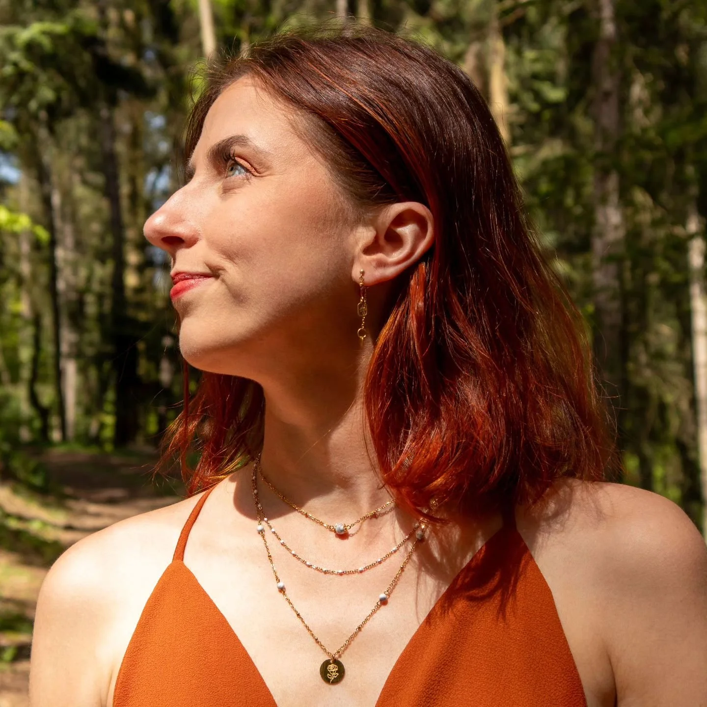 La collection Duchesse n&rsquo;est pas pour celles qui se contentent de peu. 

Je l'ai cr&eacute;&eacute;e pour toi, qui sait que la v&eacute;ritable &eacute;l&eacute;gance vient de l&rsquo;&acirc;me. Pour toi, qui veut marcher avec audace et rayonne