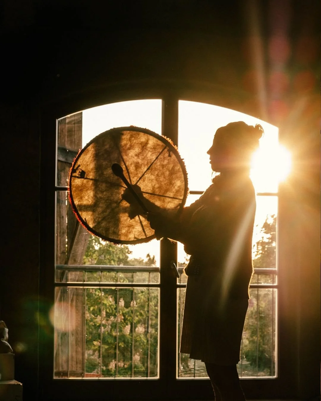 The resonance from our last Soneiro Sound Training is still lingering ✨

This gallery captures moments from this year&rsquo;s training immersion outside of Berlin, at a beautiful artist community surrounded by serene nature, forests, lakes, and river
