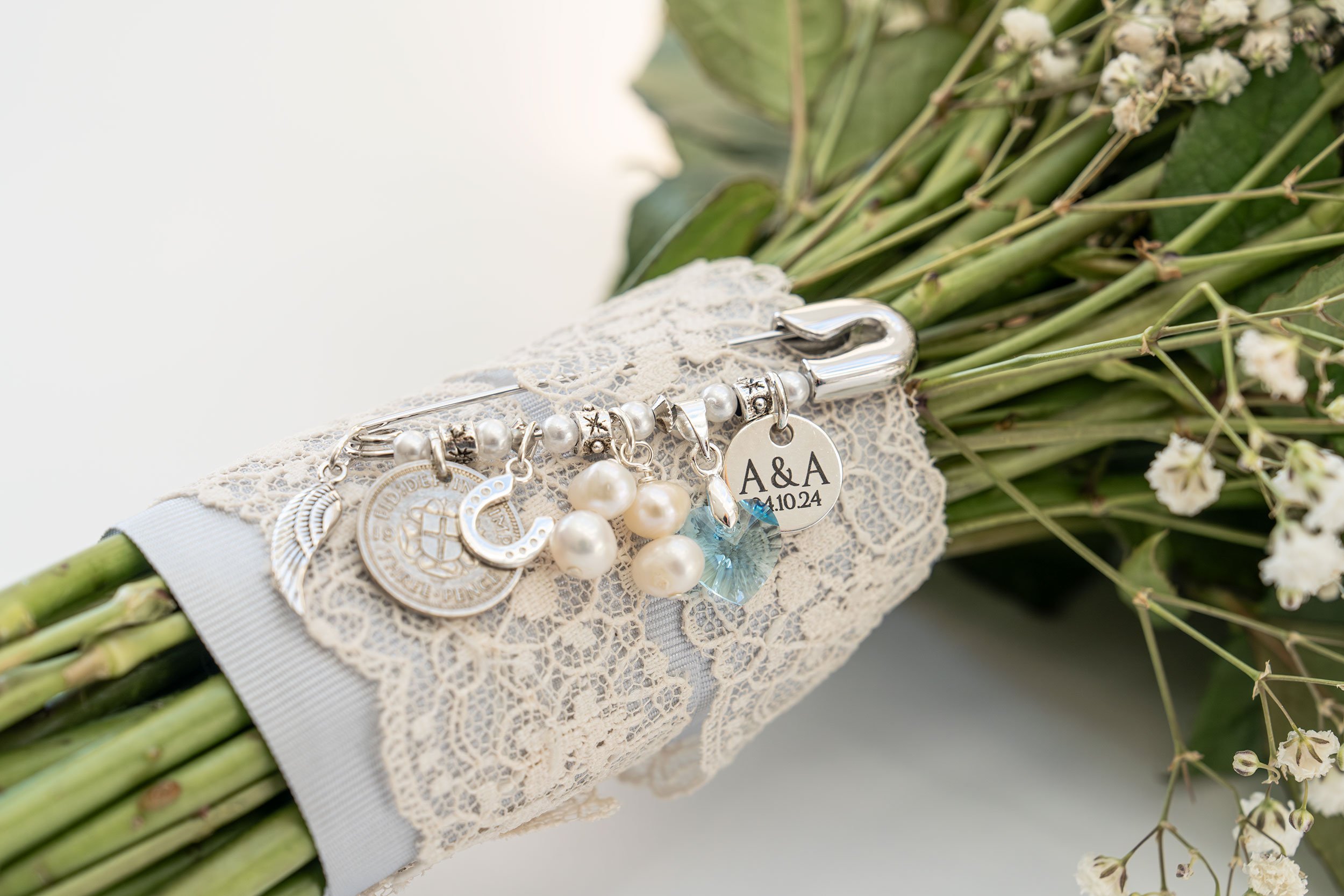 Spilla Lucky Sixpence Per Sposa Qualcosa Di Blu | Confezione Regalo