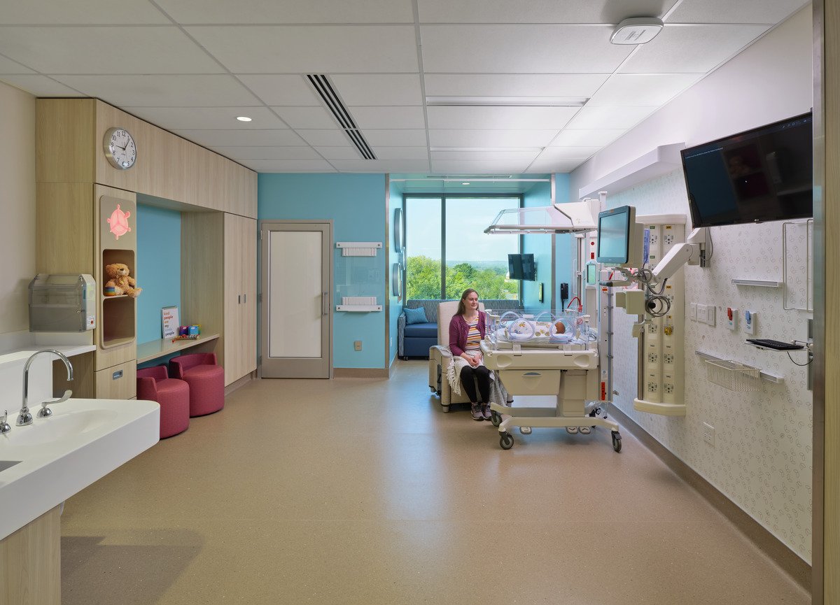 Pivotal Experts Reveal Lighting Design Strategies for Cultivating Healthier Spaces 