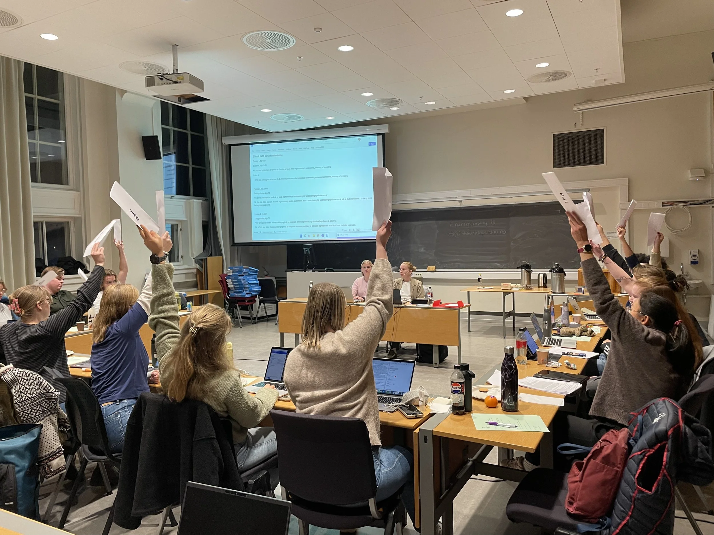 Studenttingsmøte 23.04.26