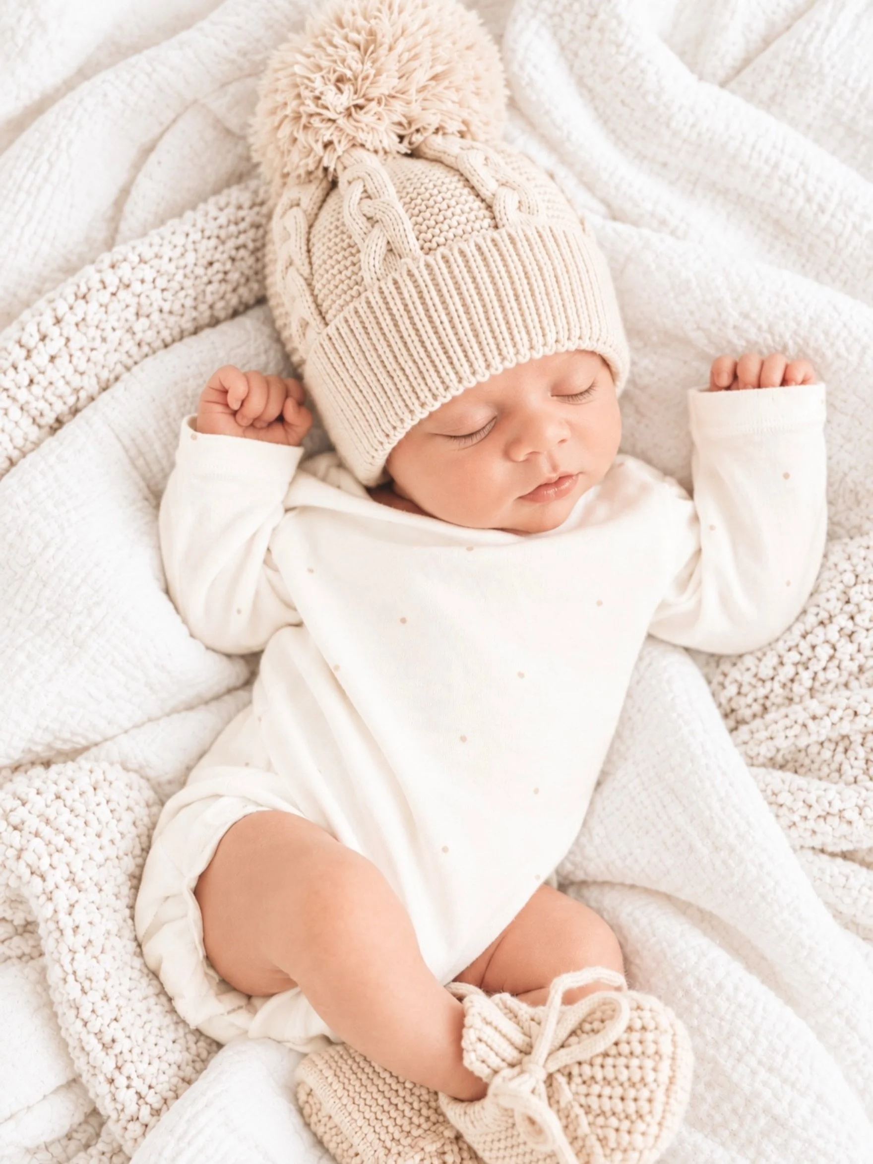 A little announcement for all my 2027 mamas&hellip; 🤍✨

My 2027 NEWBORN DIARY IS OPEN!

If you&rsquo;re expecting your own tiny bundle next year, you can now get your due date safely in my diary 🥹

Because they really are only this little for the t