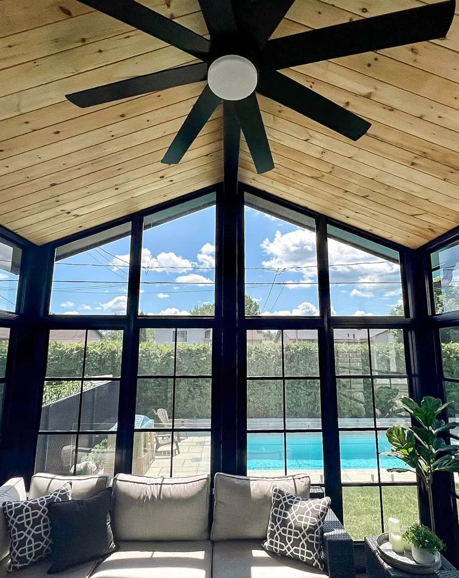 The contrast between the warm cedar ceiling and the black framing completely defines this room. 

Every angle was designed to frame the backyard and bring in natural light throughout the day.

#SunspaceUbora #SunroomDesign #OutdoorLiving #BlackFramin