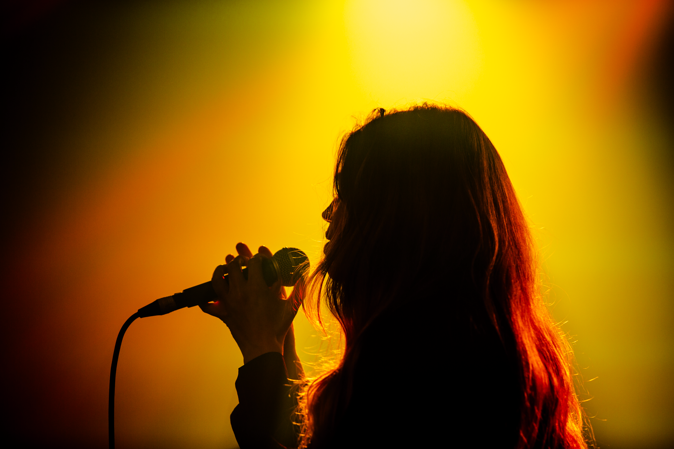 L Devine - Online use 05.png