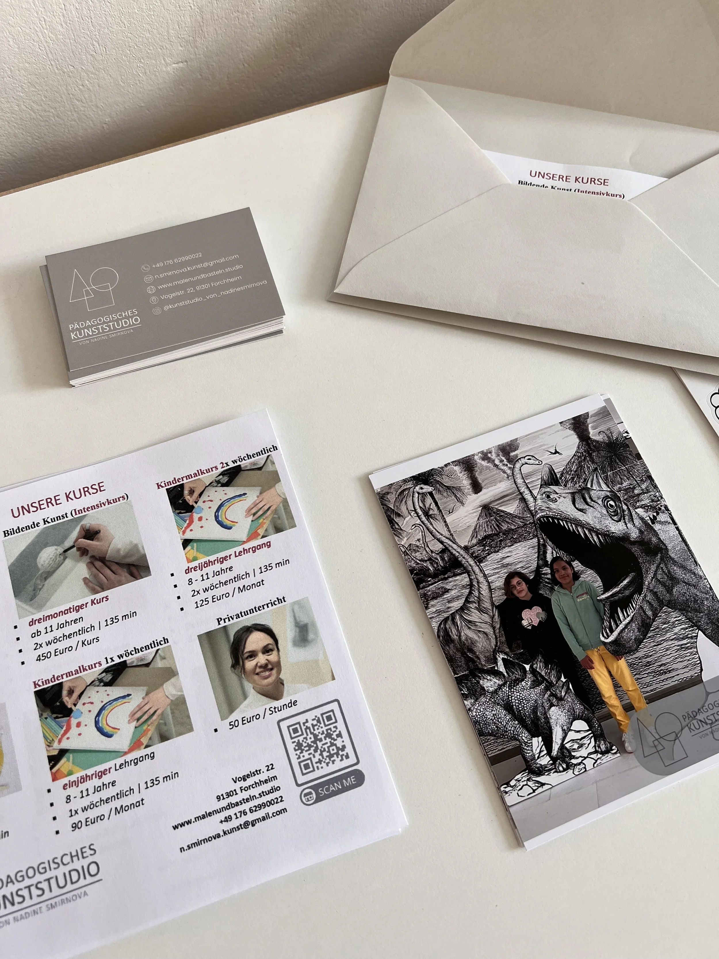 Die Kinder bekommen ein Photo