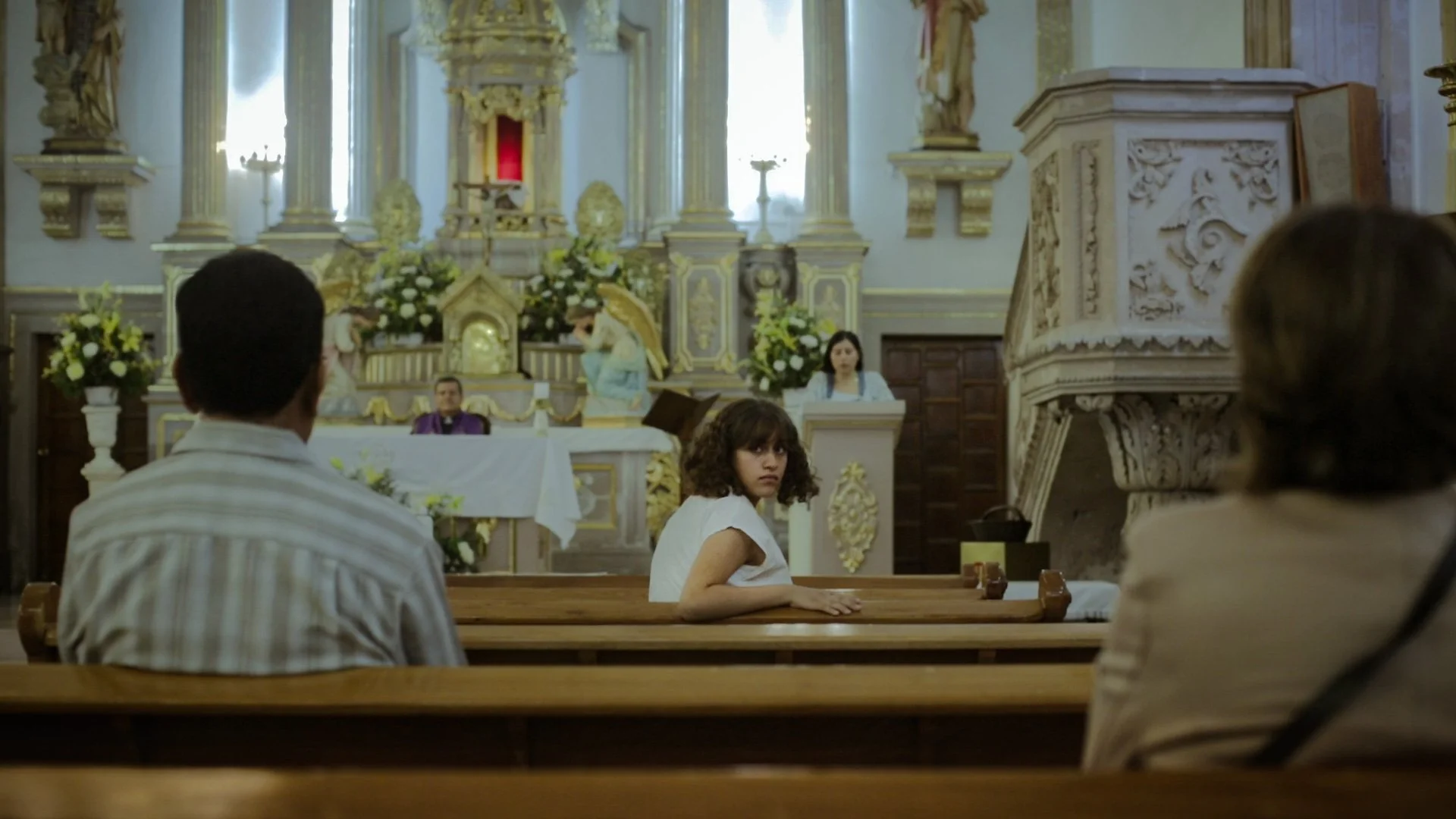 Copia de CRUCIFICADA STILL 4.jpg