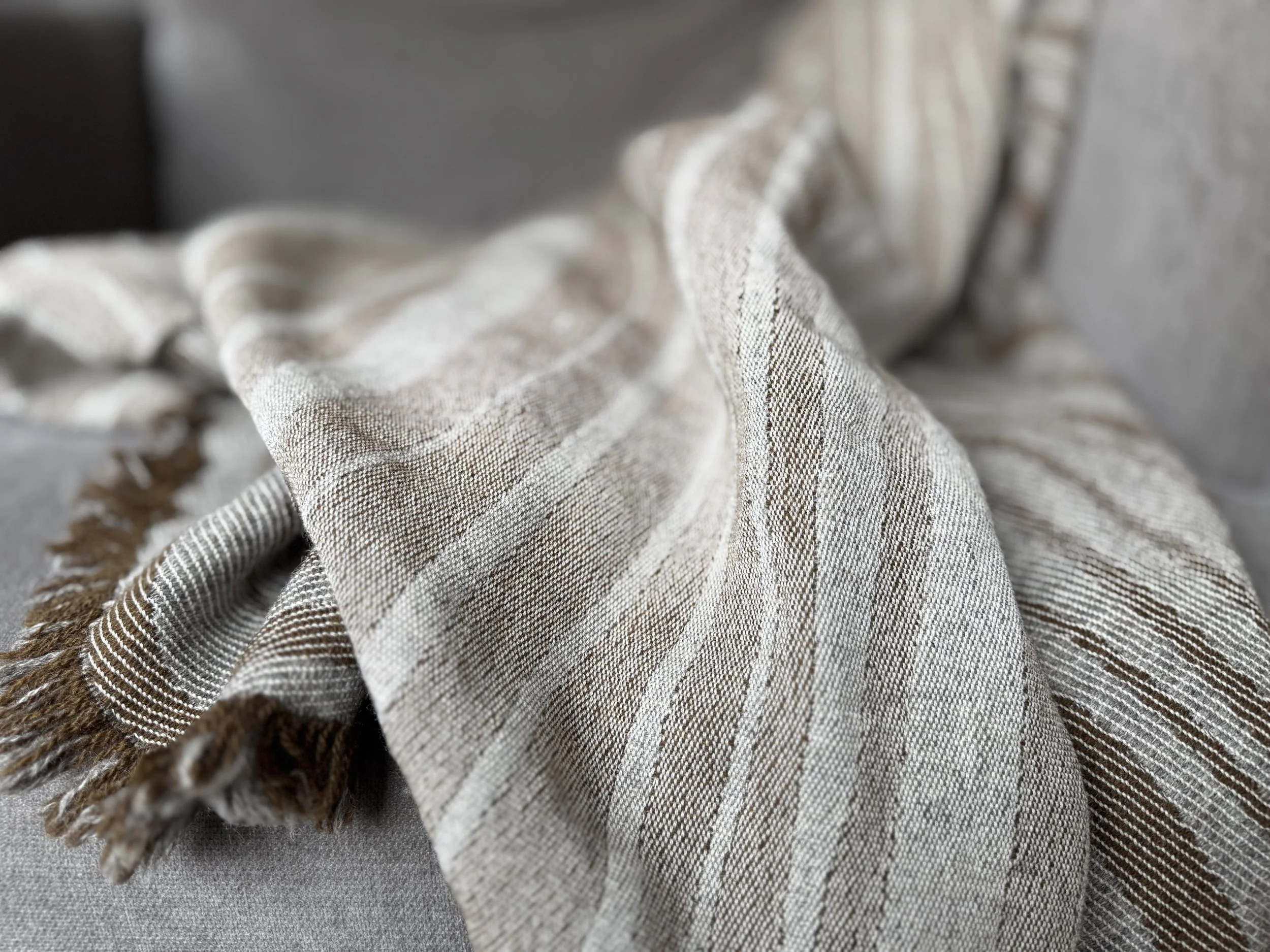 ÆLVA wool blanket brown/grey. 