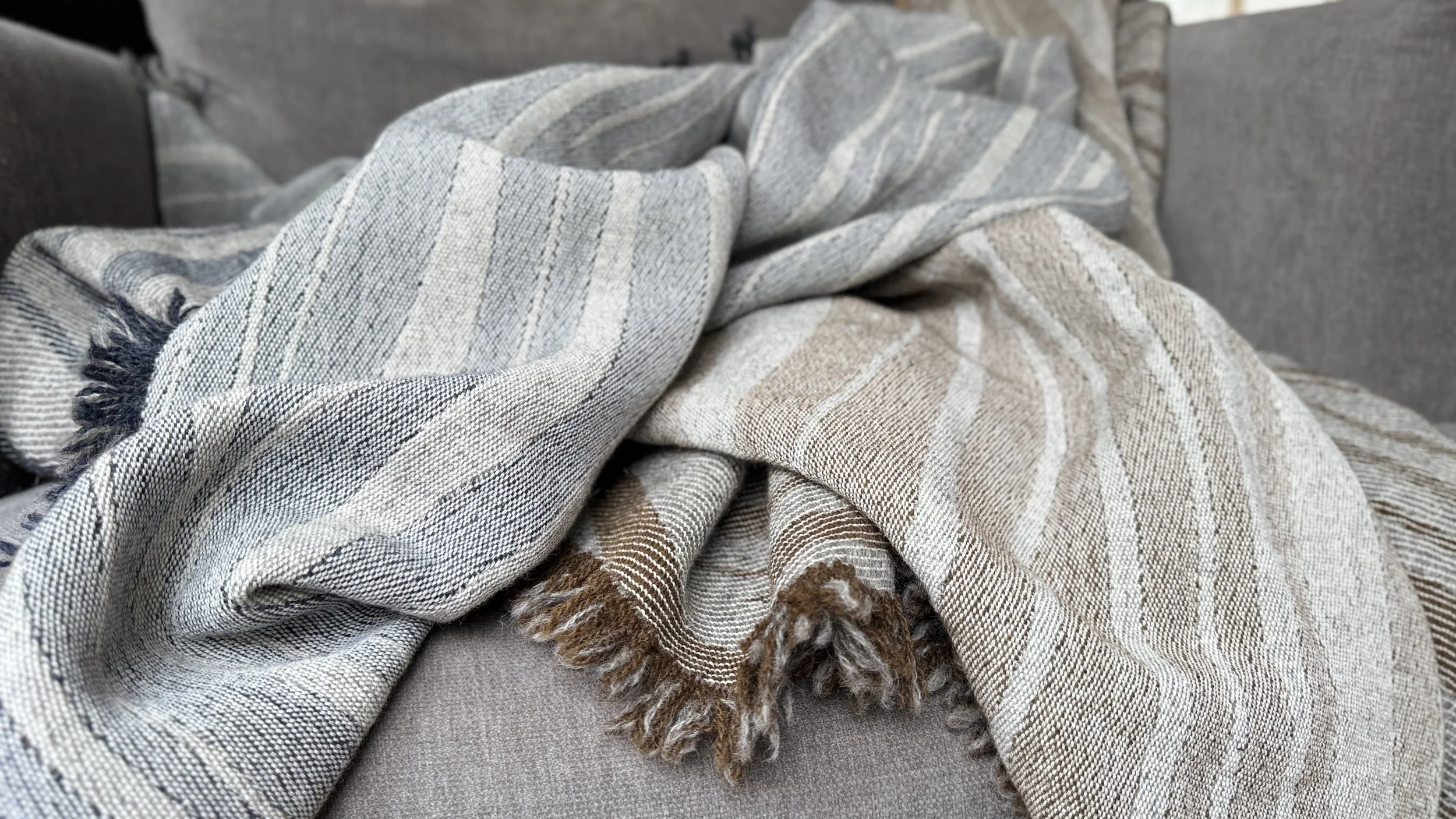 ÆLVA wool blanket blue/grey and brown/grey. 