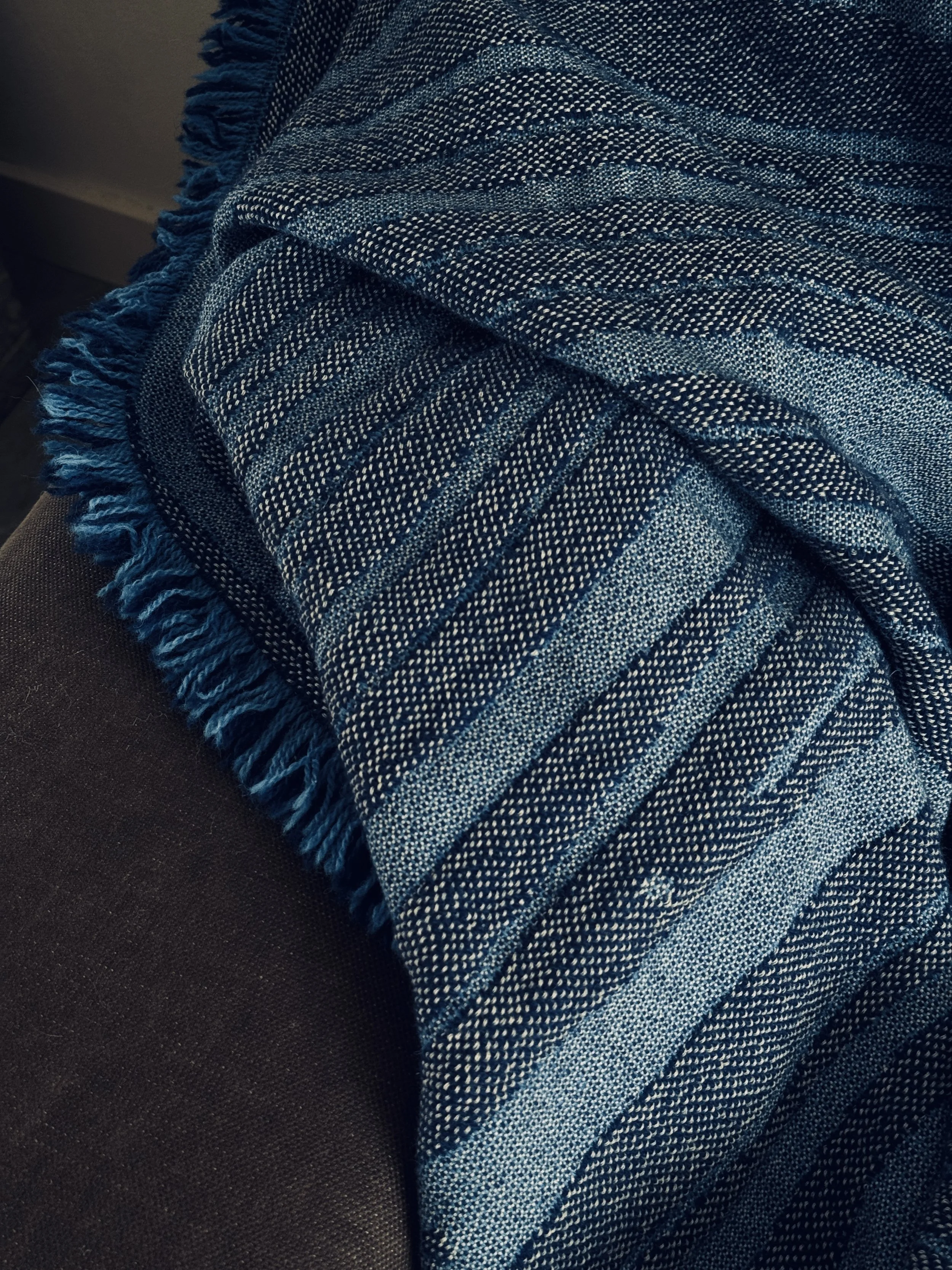 ÆLVA wool blanket blue/blue.