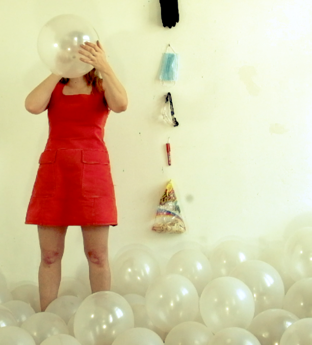 100 balloons