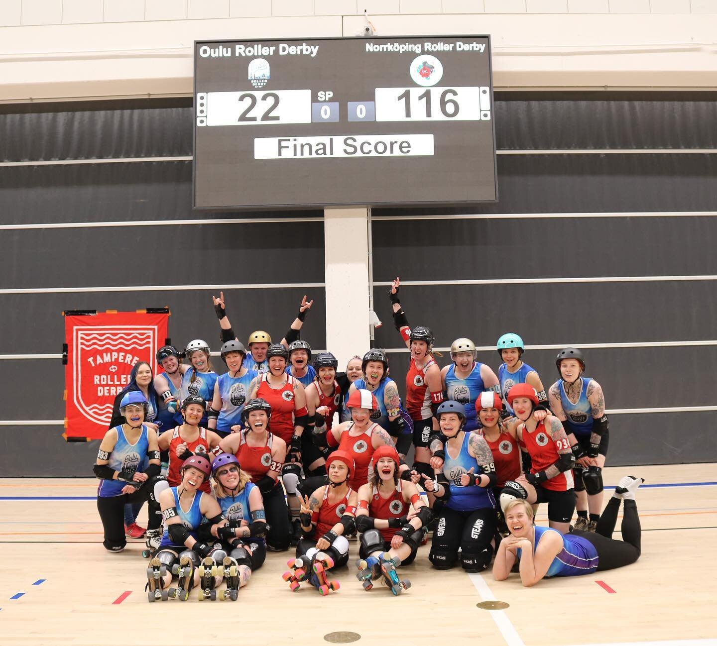 And another great game has been played🫶🔥

@oulurollerderby vs. @norrkopingrollerderby 

#rollerderby #rollerderbybout #rollerderbylife #rollerderbylove #tampererollerderby #quadskateslove #flattrackrollerderby #flattrackrollerderby2023 #tampere #to