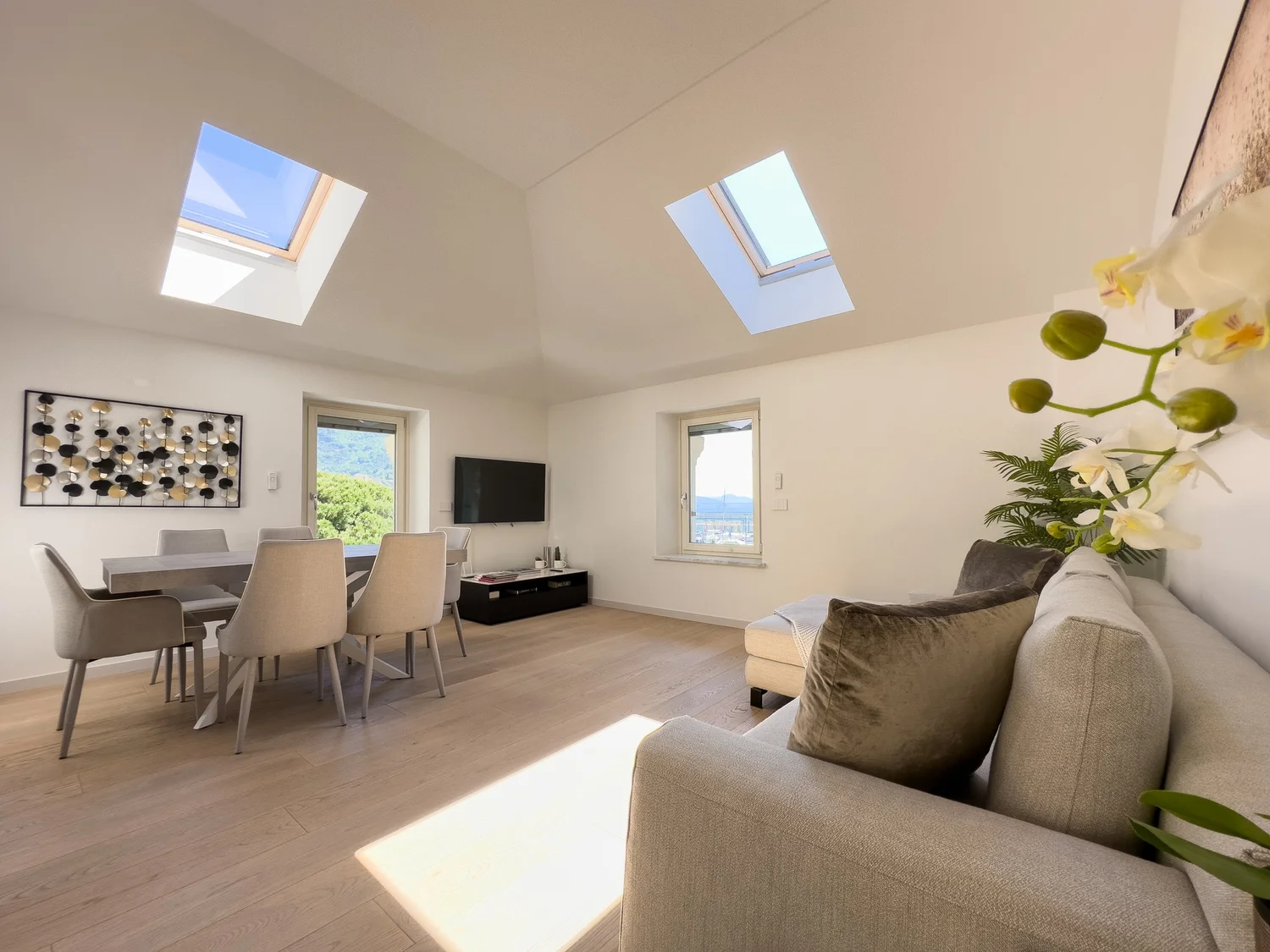 Picture of Luxe Vacation Rentals | Airbnb