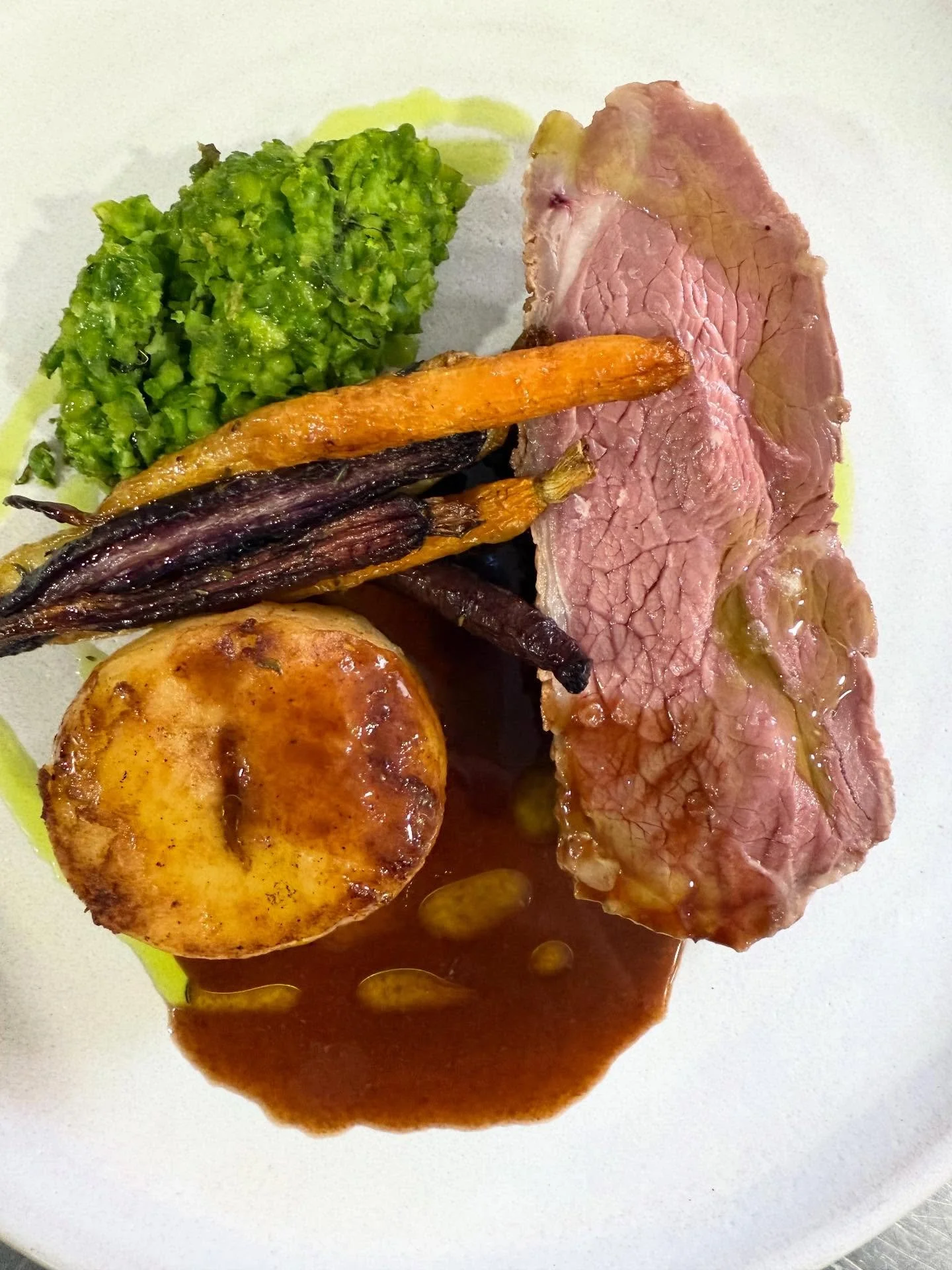 Rump of lamb, pea and mint, fondant, braised carrots, jus, a beautiful summer main course #weddingfood #main #weddingbreakfast #earthcatering #eventcaterer #sussexcaterer #surreycaterer