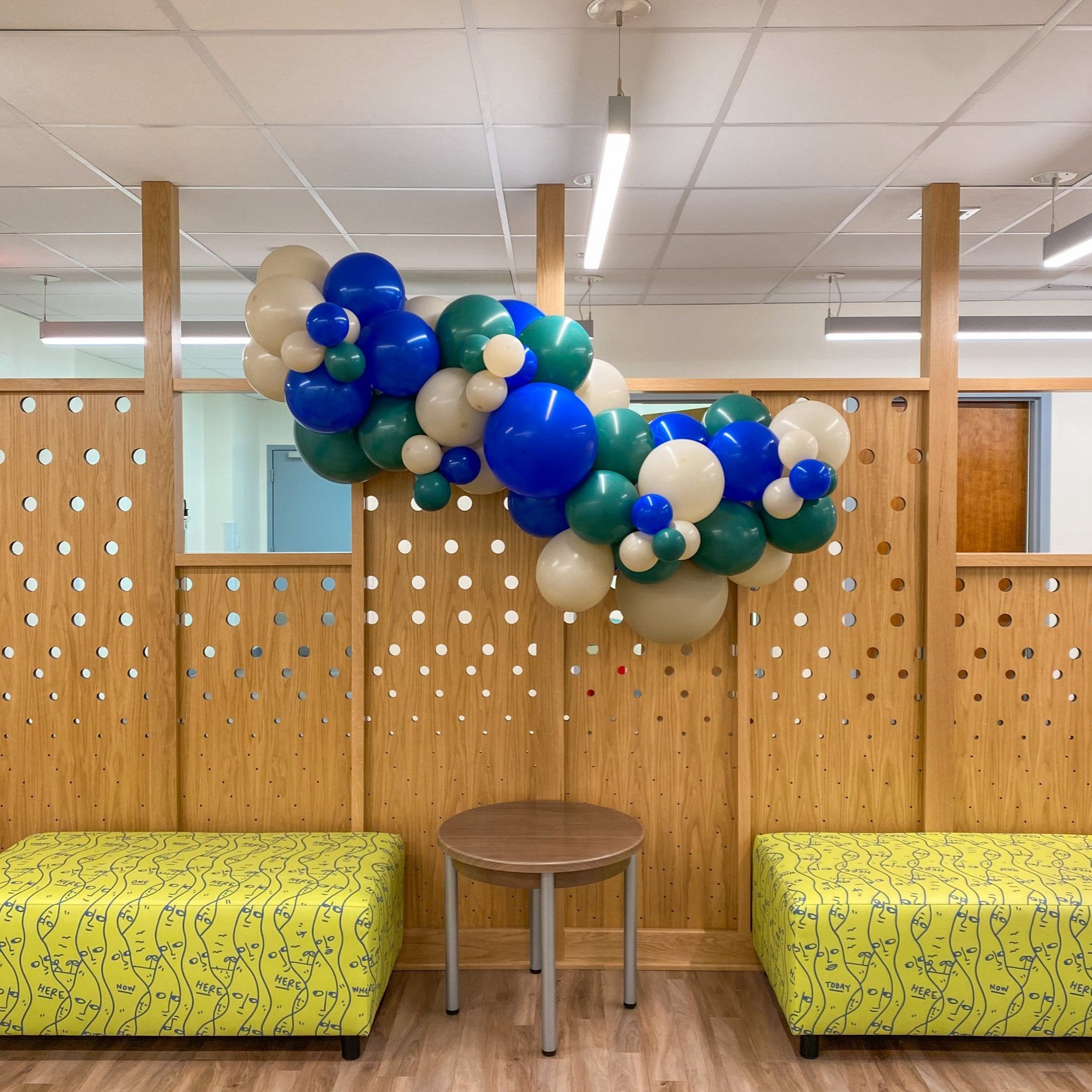 Maryland+Balloon+Decor.Grab+and+Go.Balloon+Garland+Pickup.0004.jpg