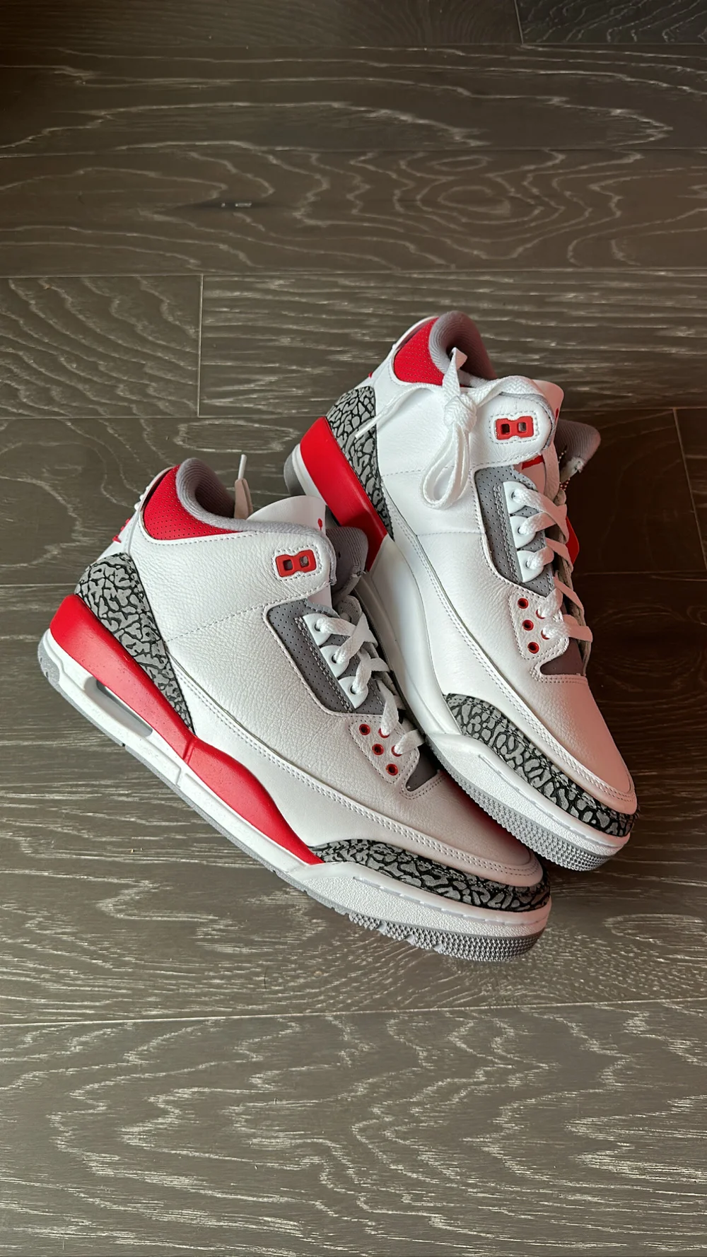 Red jordans 3 hotsell