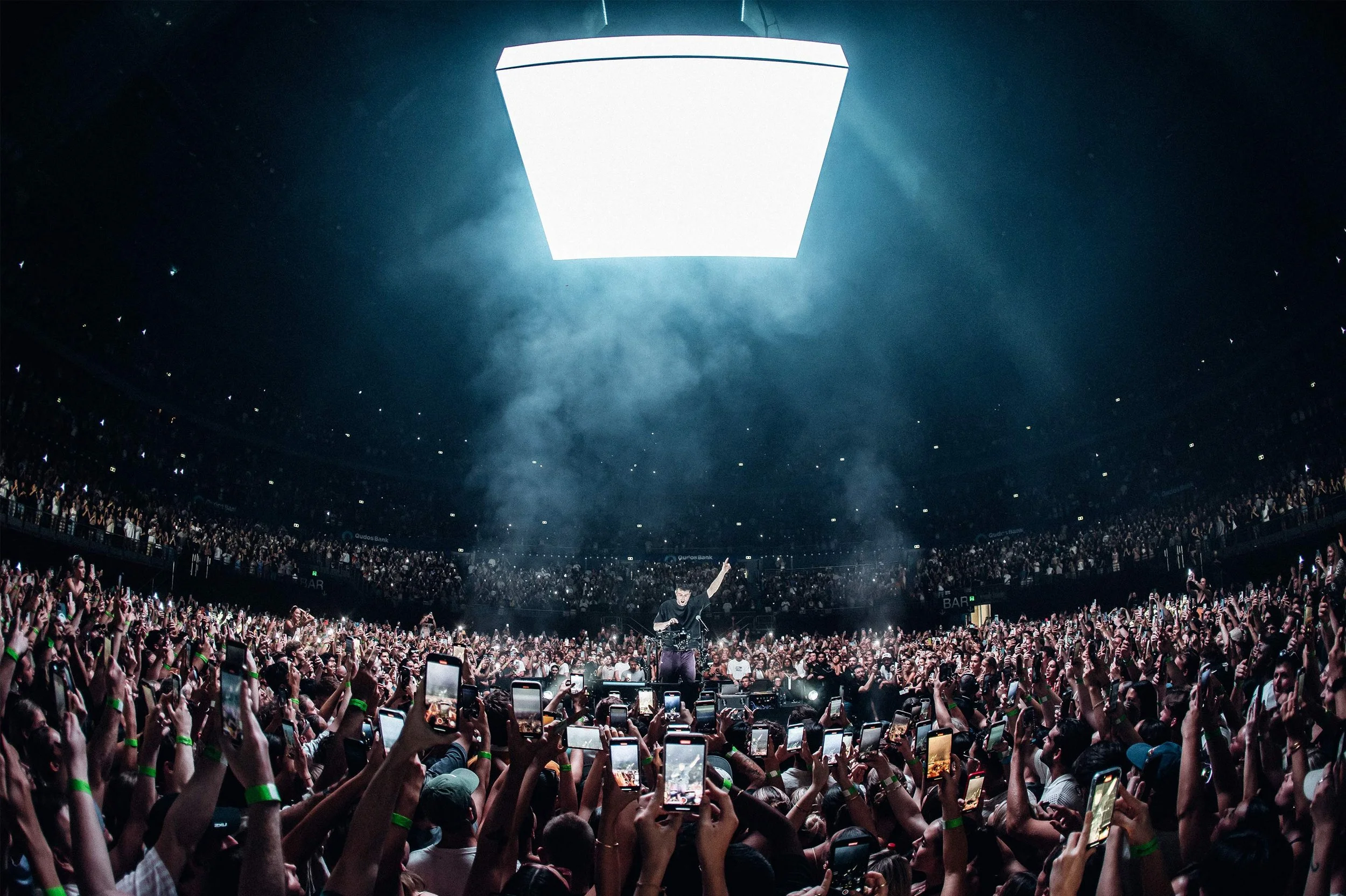 Fred again live set LA Memorial Coliseum 2024