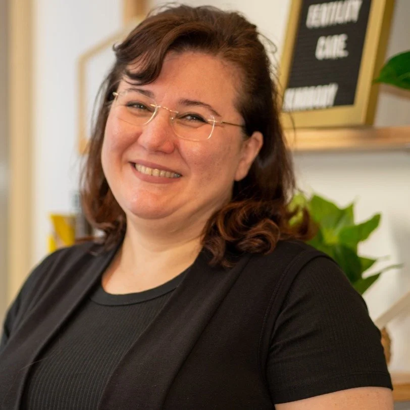 Dr. Nastaran Foyouzi