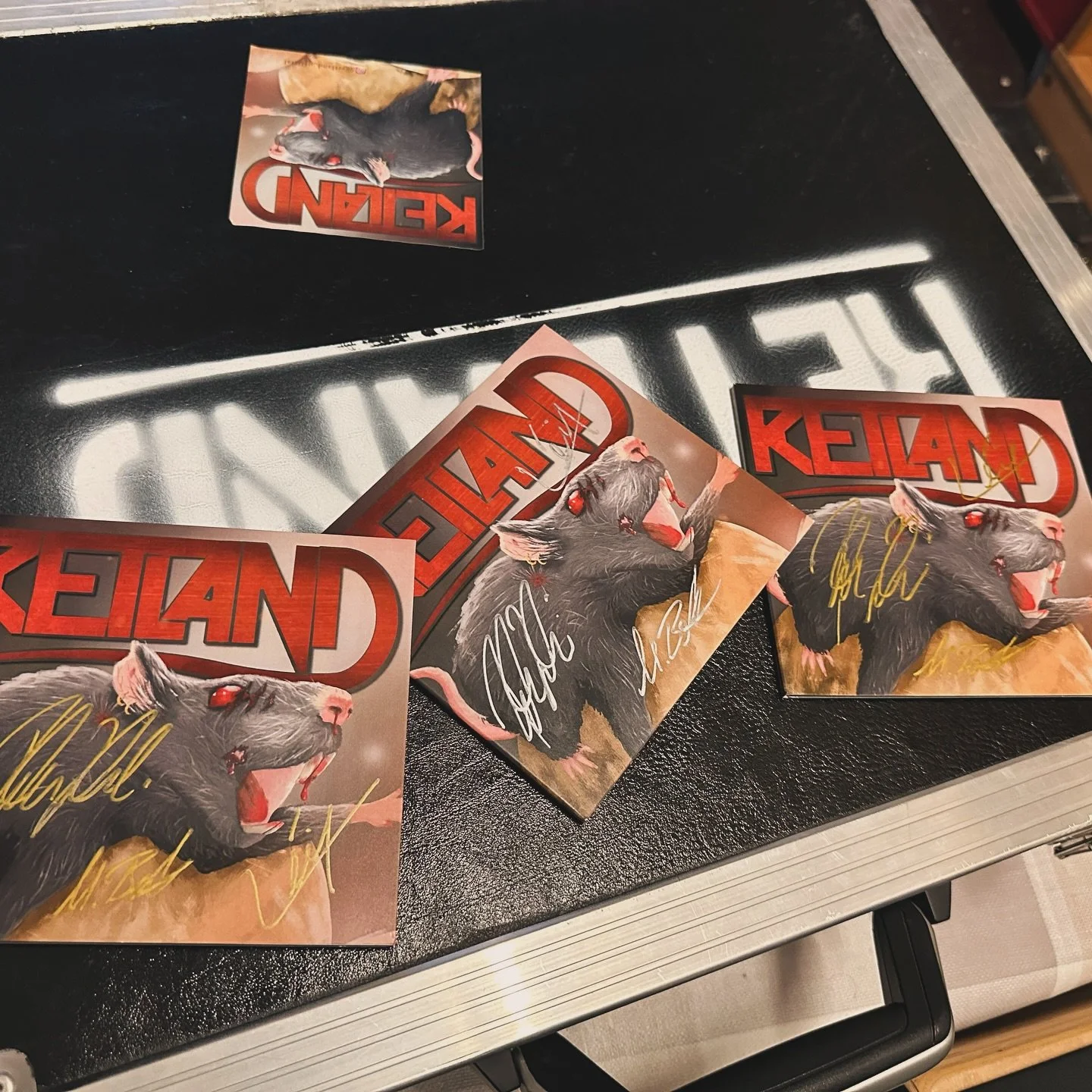 All for you fans out there!! We love you and appreciate each of your support 🫵🔥 
Get your RETLAND EP until there a few left - we sign of course all of them just for you !!

Wait for our upcoming album - it&rsquo;s gonna be LOUD as well 😎

Thanks a